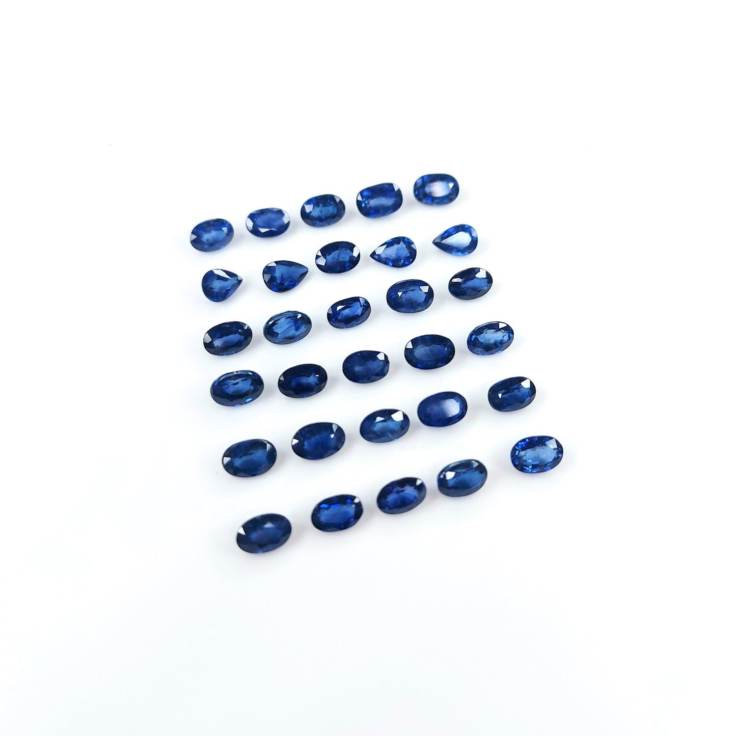 Royal Blue Sapphire Loose Stone, Faceted Oval Shape faceted Cut Stone 6x4mm Size Lab Created Gemstone Loose Stone For Making Jewelry