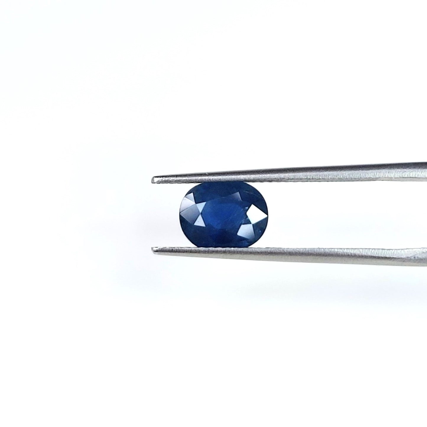 100% Natural Blue Sapphire Heated 7.0x8.50x4.0 mm Oval Shape 2.03 Carat Stone September Birthstone Faceted 1 Pcs Fine Cut Gemstone for Ring