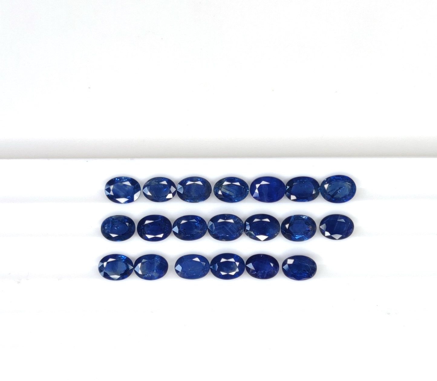 6x8 MM Top Quality Blue Sapphire Heated Oval Shape 1.55 Carat Deep Blue Sapphire Loose Gemstones September Birthstone for Jewellery Making