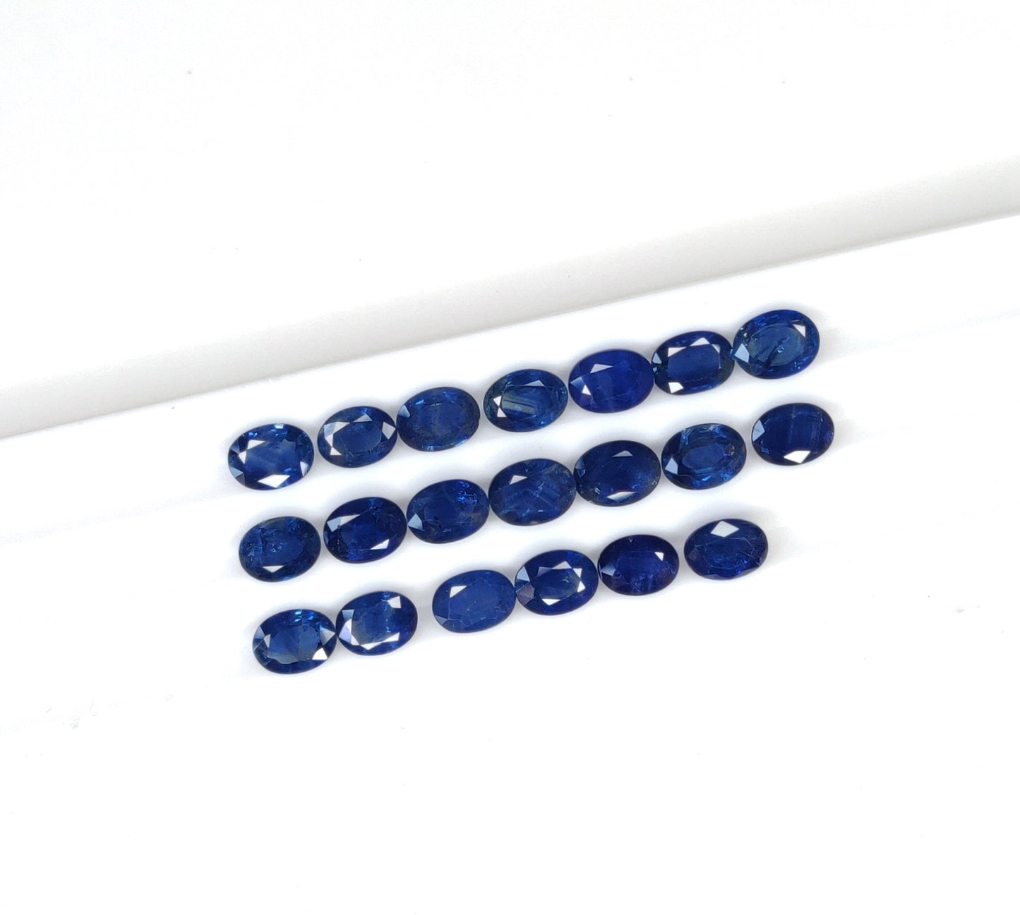 6x8 MM Top Quality Blue Sapphire Heated Oval Shape 1.55 Carat Deep Blue Sapphire Loose Gemstones September Birthstone for Jewellery Making