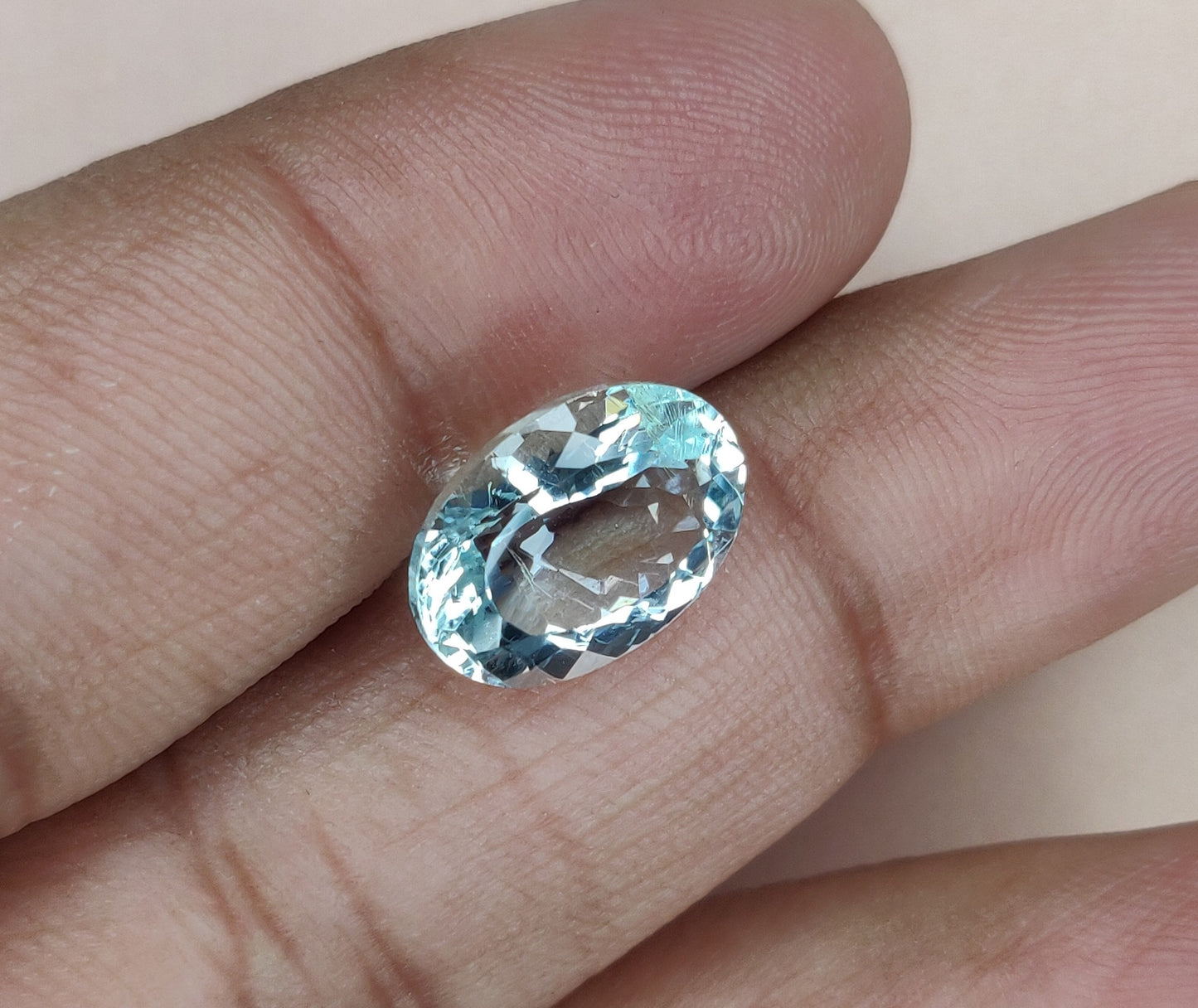 Top Quality Natural Aquamarine 5.60cts. Oval Shape Loose Gemstone, 10x14 mm Faceted Cut Stone, Aquamarine for Jewelry Making at the Lowest Price