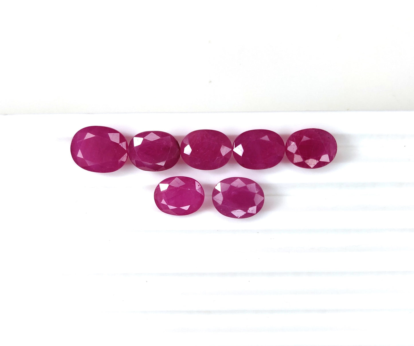 Top Most Quality Natural Ruby Mozambique Heated Oval Shape 8x10mm Loose Gemstones for Jewellery Making