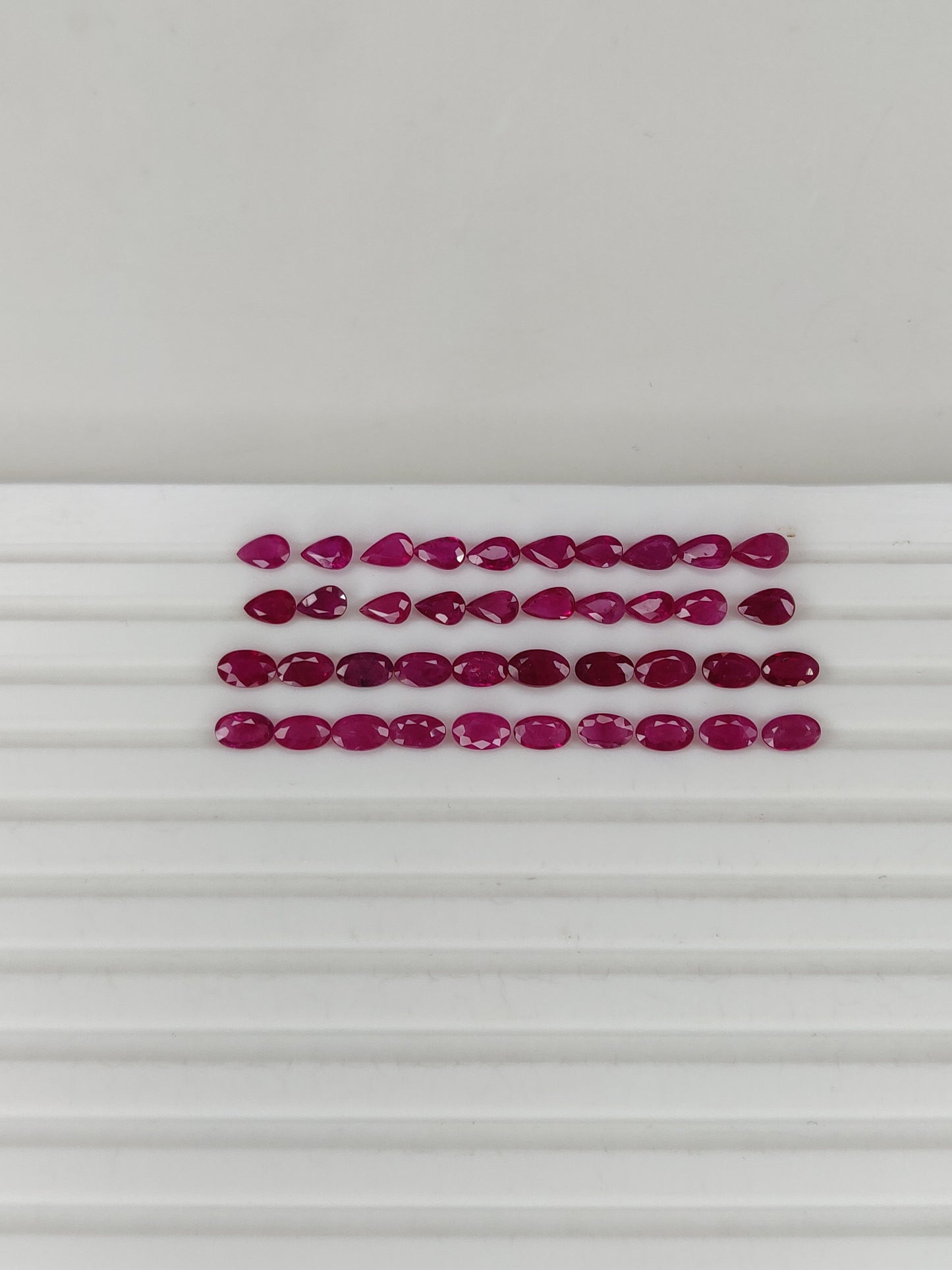High Quality Natural Burma Ruby 3x5 mm Oval Pear Shape Heated Loose Gemstone for July Birthstone Bracelet and Necklace Making