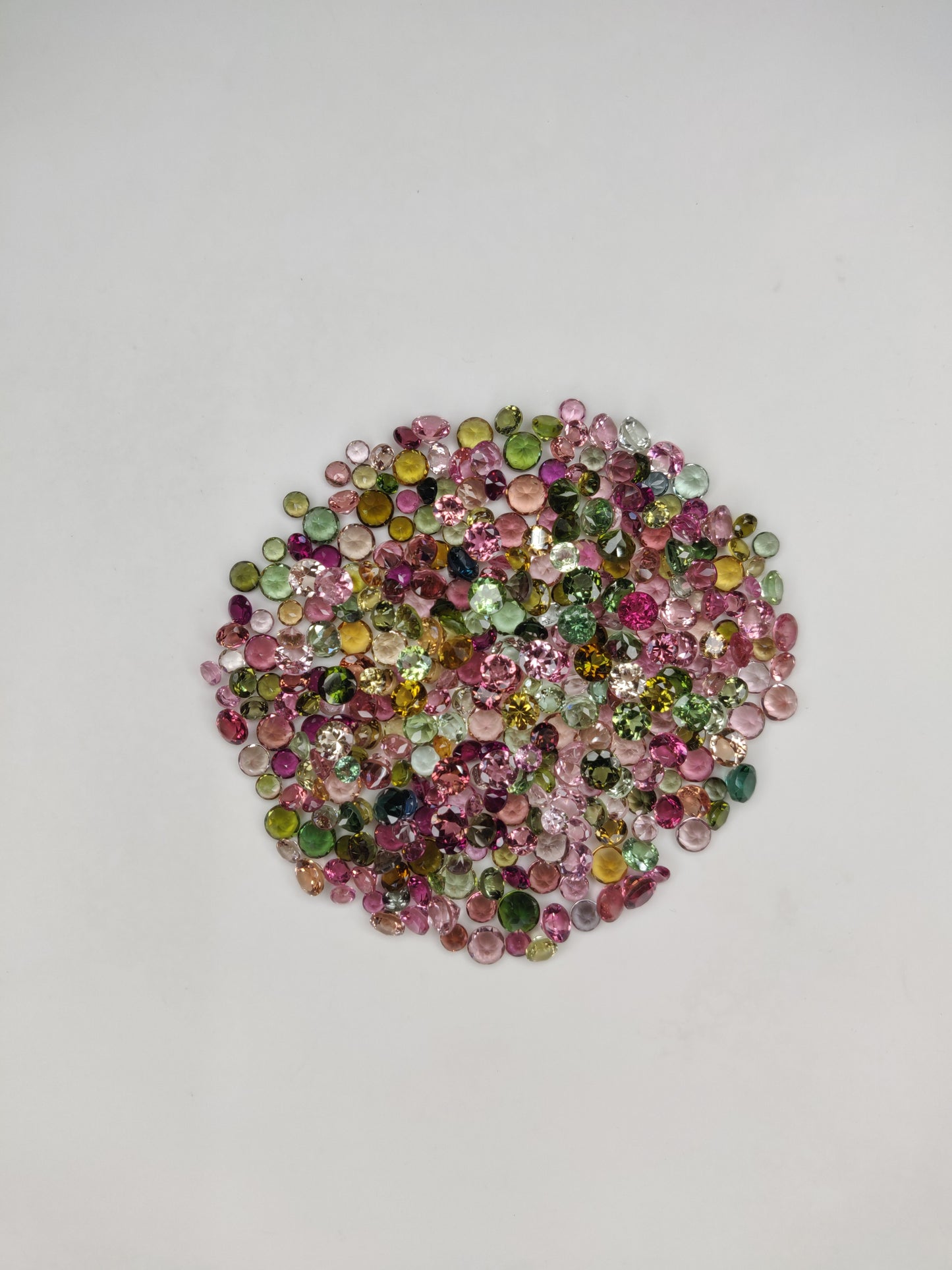 Best Quality 3-5mm Multicolor Tourmaline Faceted Gemstones Round Brilliant Cut for Bracelets