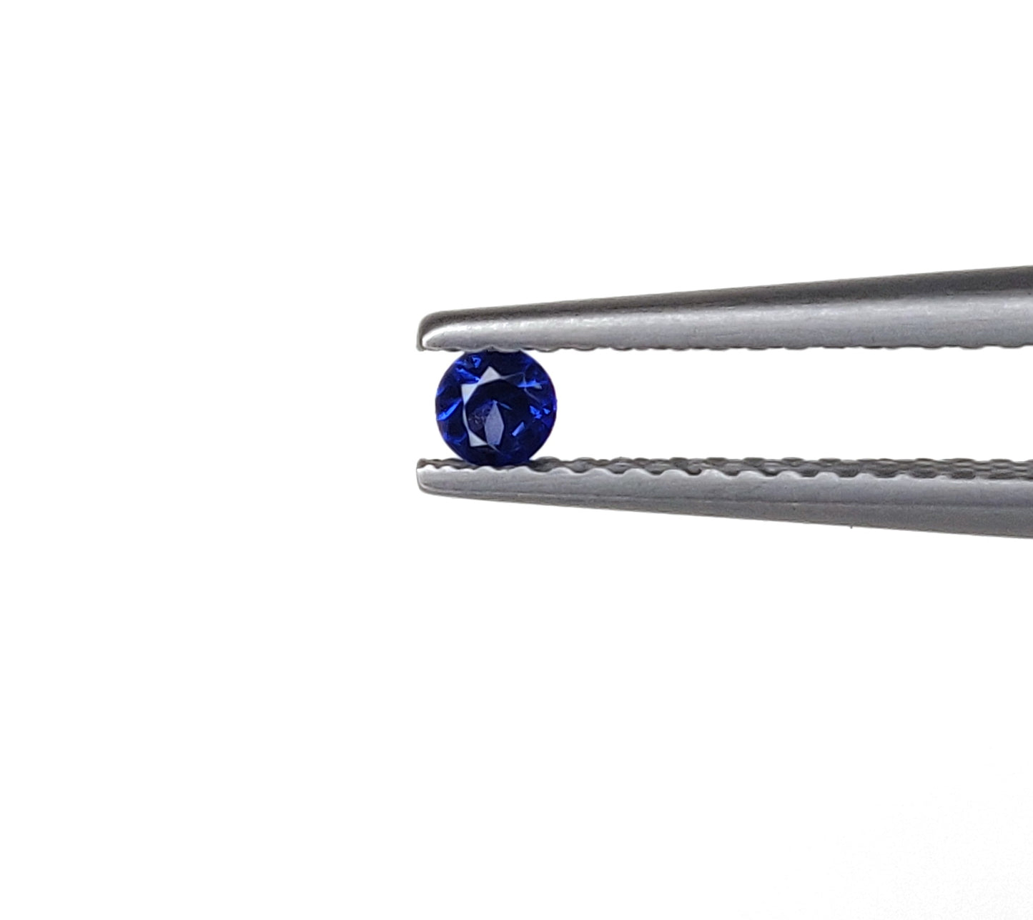 High Quality 100% Natural Blue Sapphire Calibrated 2.5mm Cut Royal Blue Color Loose Gemstone for Jewellery Making