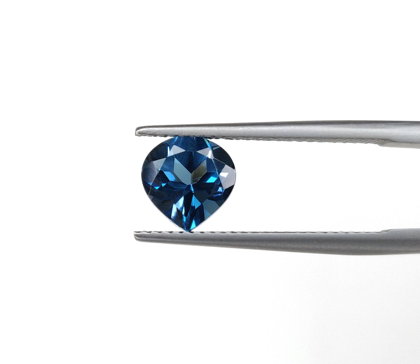 2.20 Carat Blue Topaz Heart Shape Calibrated 7 MM December Birthstone Natural Gemstones for Jewellery Making