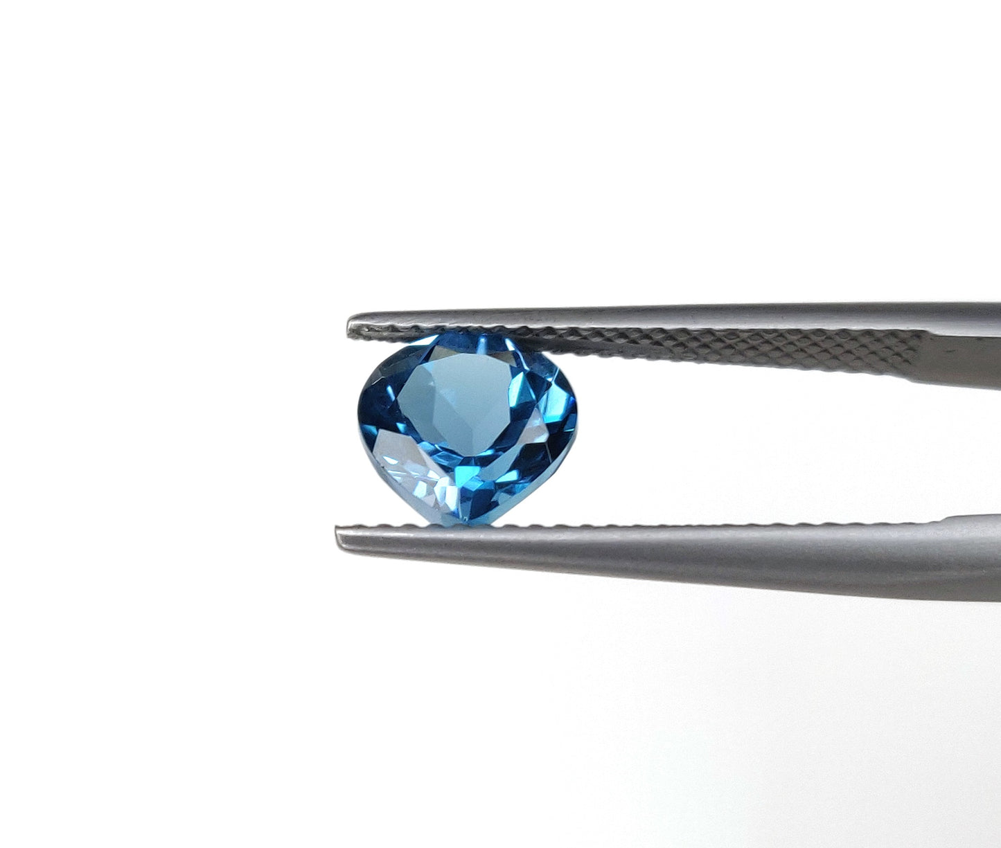 2.20 Carat Blue Topaz Heart Shape Calibrated 7 MM December Birthstone Natural Gemstones for Jewellery Making