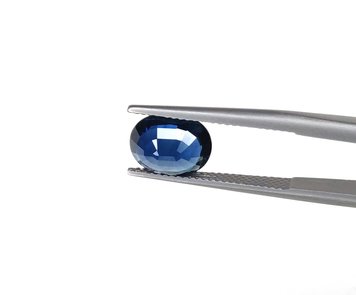 Faceted 3.02 Carat Natural Blue Sapphire Heat 9.70x6.60x4.80mm Size Oval Shape Gemstone Fine Quality September Birthstone for Ring & Pendant