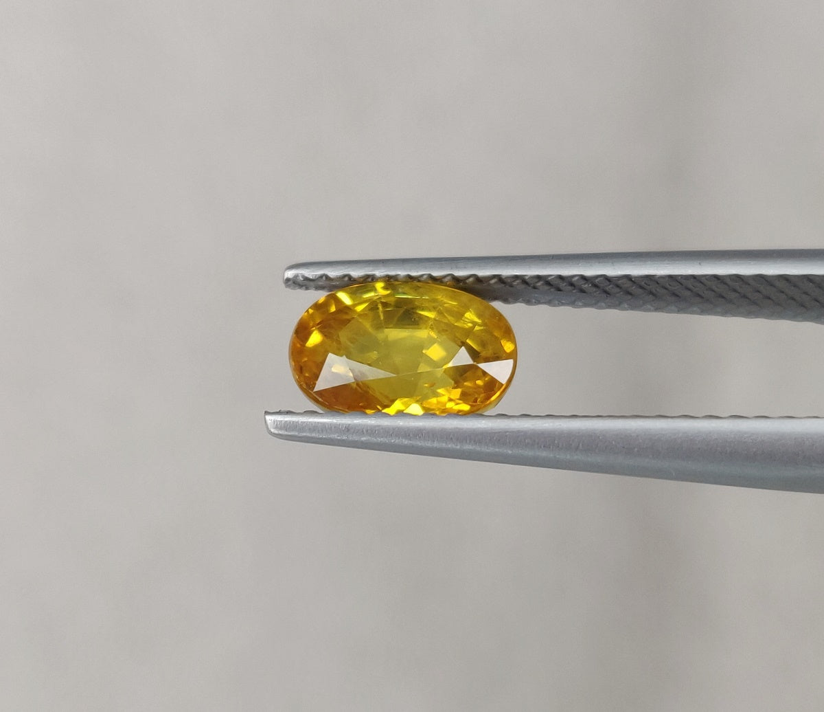 Natural Yellow Sapphire 2.33 Carat Oval Shape 8.40x6x5 mm Single Pcs Gemstone Fine Quality Pukhraj Zodiac Birthstone for Making Ring