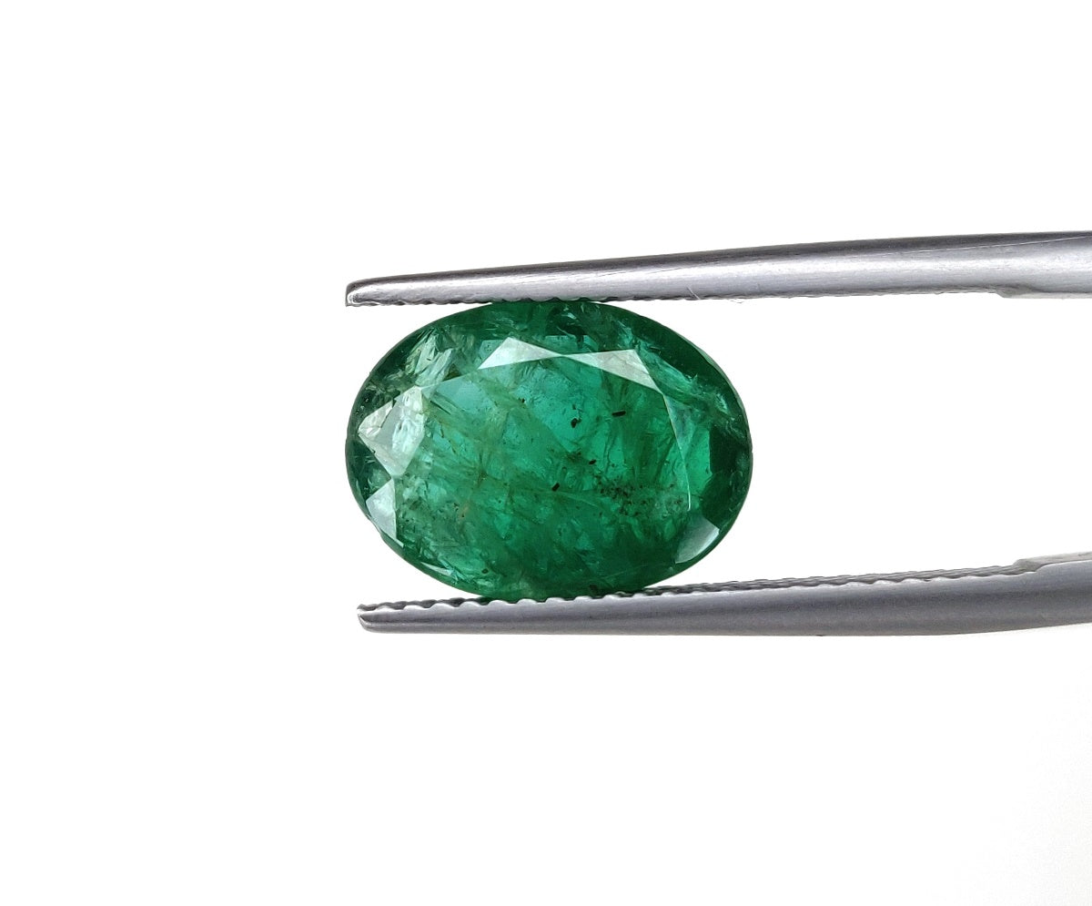 4.40 Carat Natura Emerald Oval Cut 9.10x12.25x5.75 mm Size Single Pcs Gemstone Fine Quality Faceted May Birthstone for Ring at Best Price
