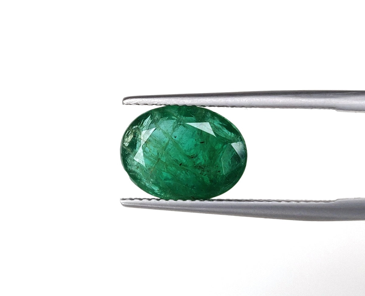 4.40 Carat Natura Emerald Oval Cut 9.10x12.25x5.75 mm Size Single Pcs Gemstone Fine Quality Faceted May Birthstone for Ring at Best Price