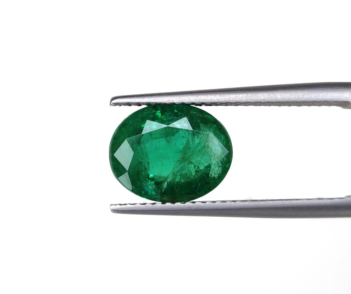 100% Natural Emerald 8.60x10.60x5.50 mm Oval Cut 3.30 Carat Faceted May Birthstone Fine Quality Vivid Green Ring Size Gemstone for Astrology