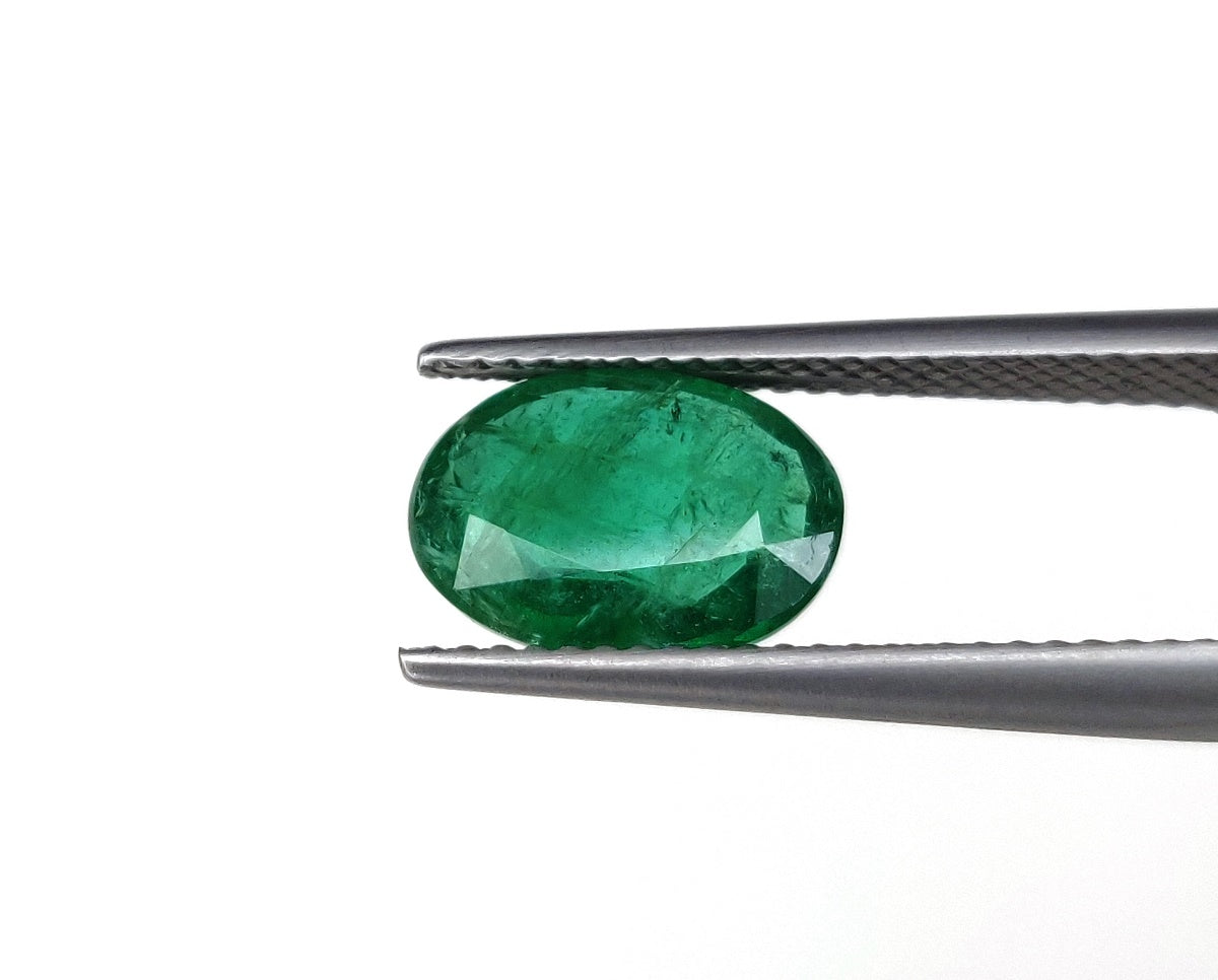 2.10 CT 100% Natural Zambian Emerald Oval Cut 8.60x11.90x3.20 mm Gemstone Fine Quality 1 Pcs May Birthstone for Ring & Pendant Making
