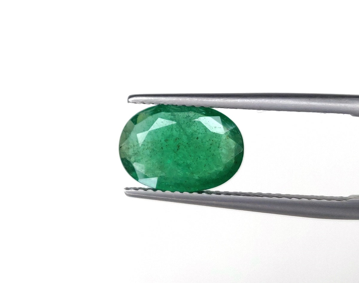 2.40 Carat Natura Emerald Oval Cut 8.15x11.60x3.50 mm Size Single Pcs Gemstone Fine Quality Faceted May Birthstone for Ring at Best Price
