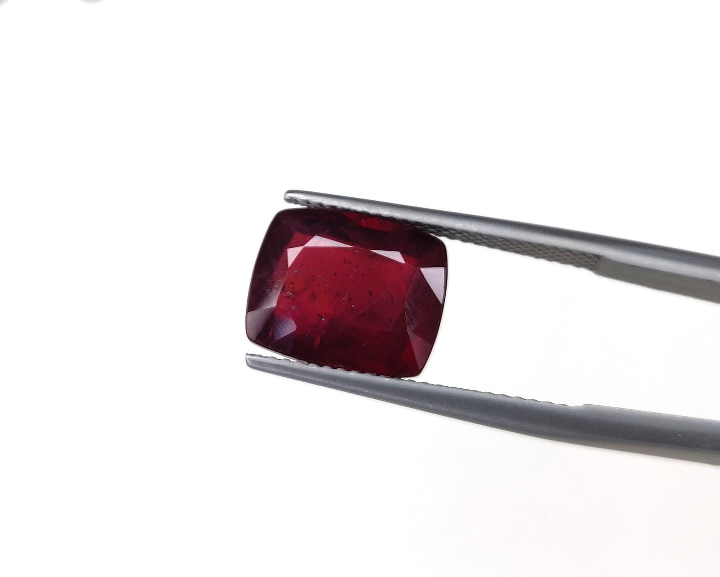Natural Fine Quality Ruby Loose Gemstone Cushion Cut 7x10mm July Birthstone for Jewellery Making G-A2 Heat-Treated