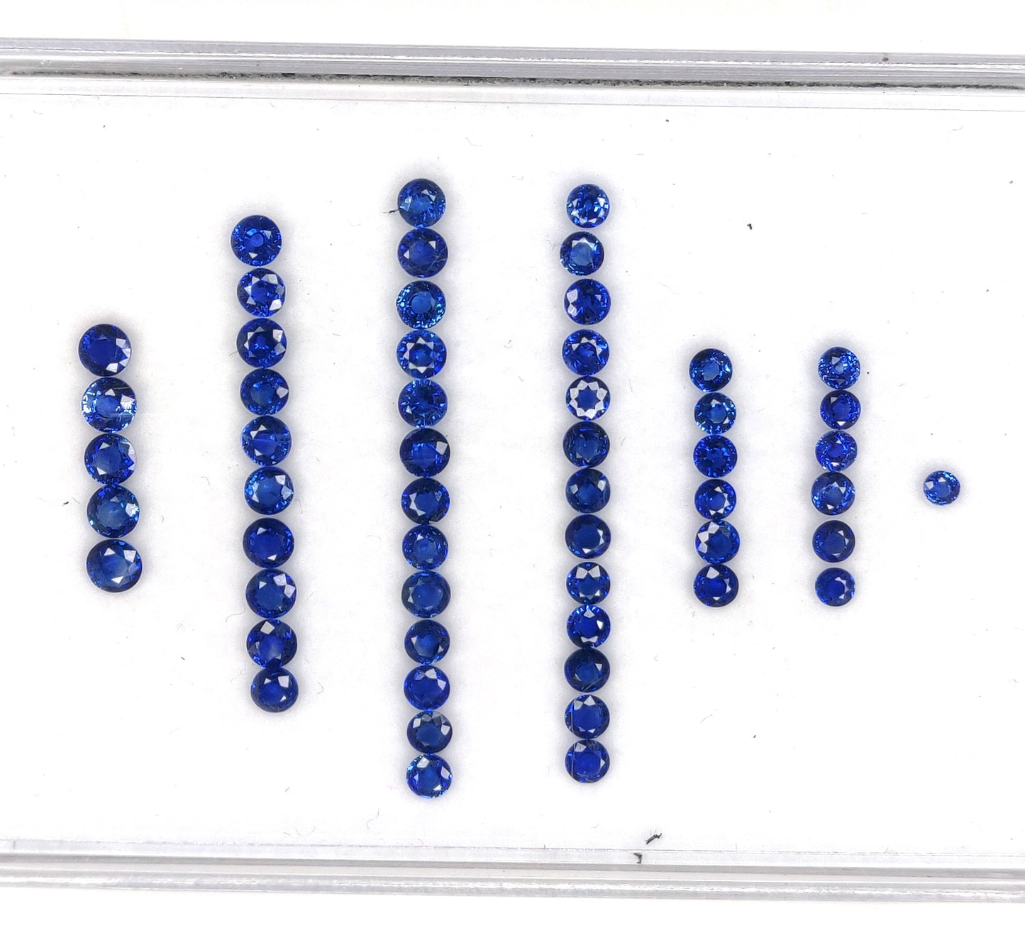 Natural Blue Sapphire Brilliant Cut 3-3.5mm Round Shape Calibrated Royal Blue Color Loose Gemstone for Jewelry Making