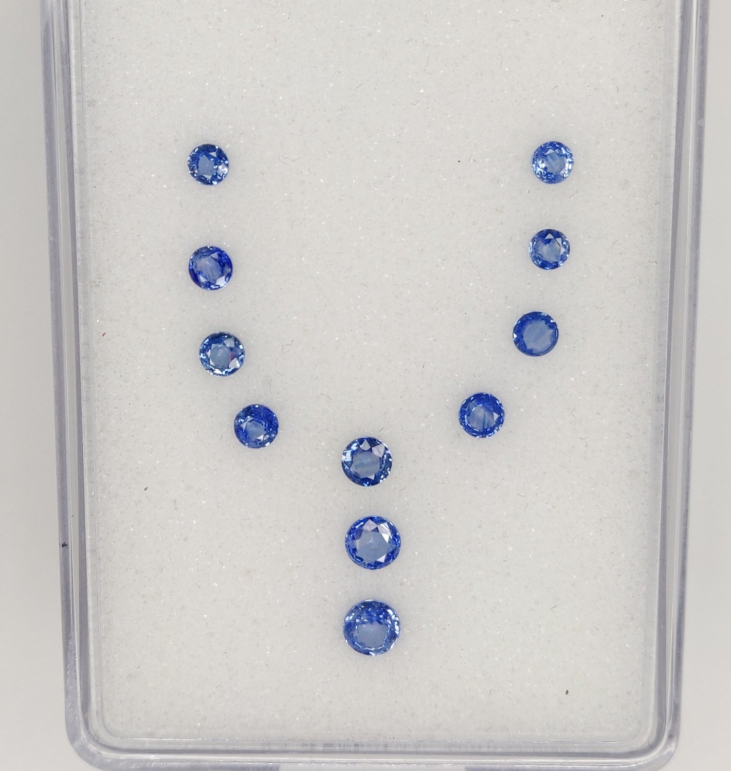 3-3.5mm Natural Fine Quality Blue Sapphire Round Shape Brilliant Cut Royal Blue September Birthstone Loose Gemstone for Bracelet