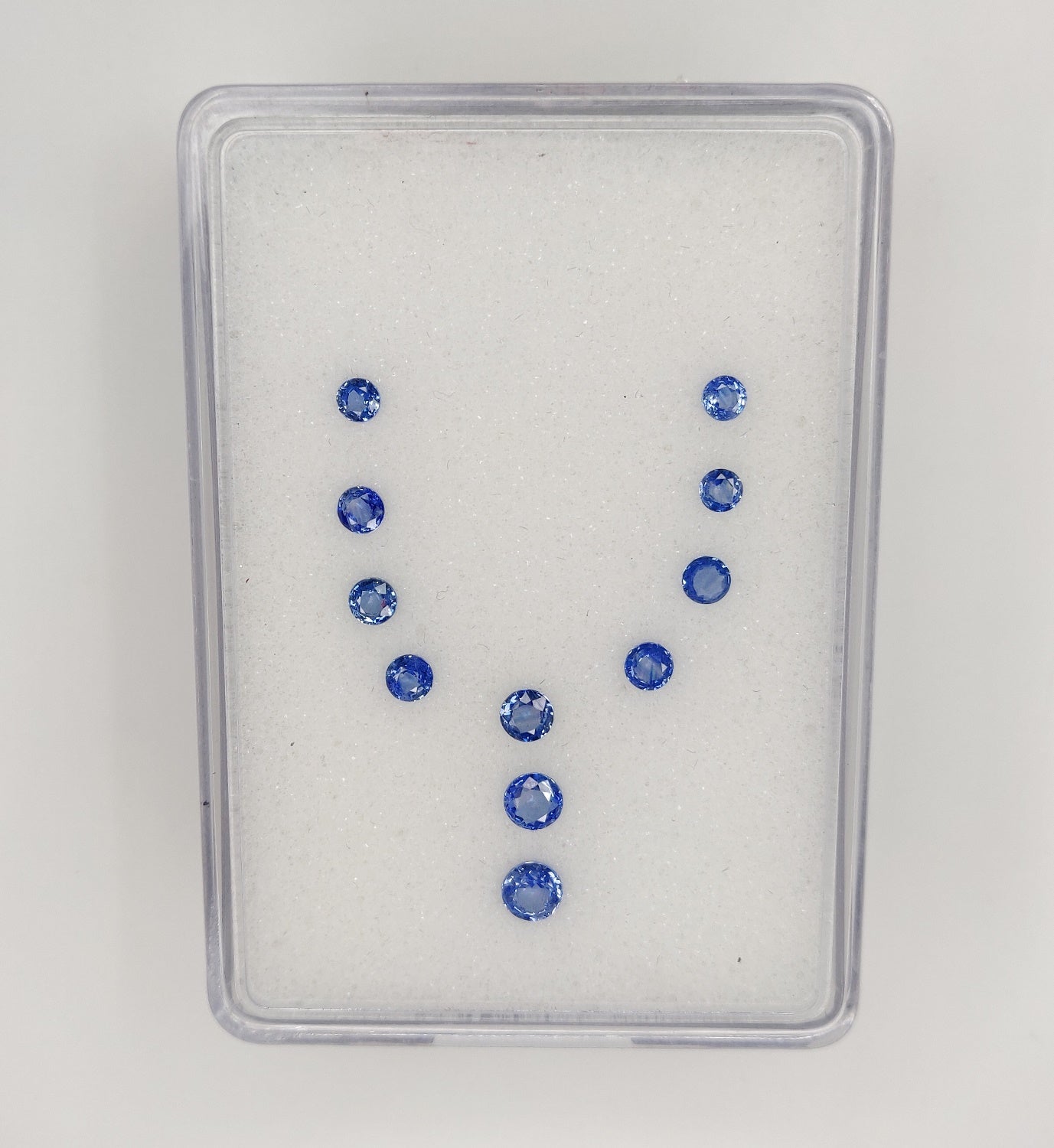 3-3.5mm Natural Fine Quality Blue Sapphire Round Shape Brilliant Cut Royal Blue September Birthstone Loose Gemstone for Bracelet