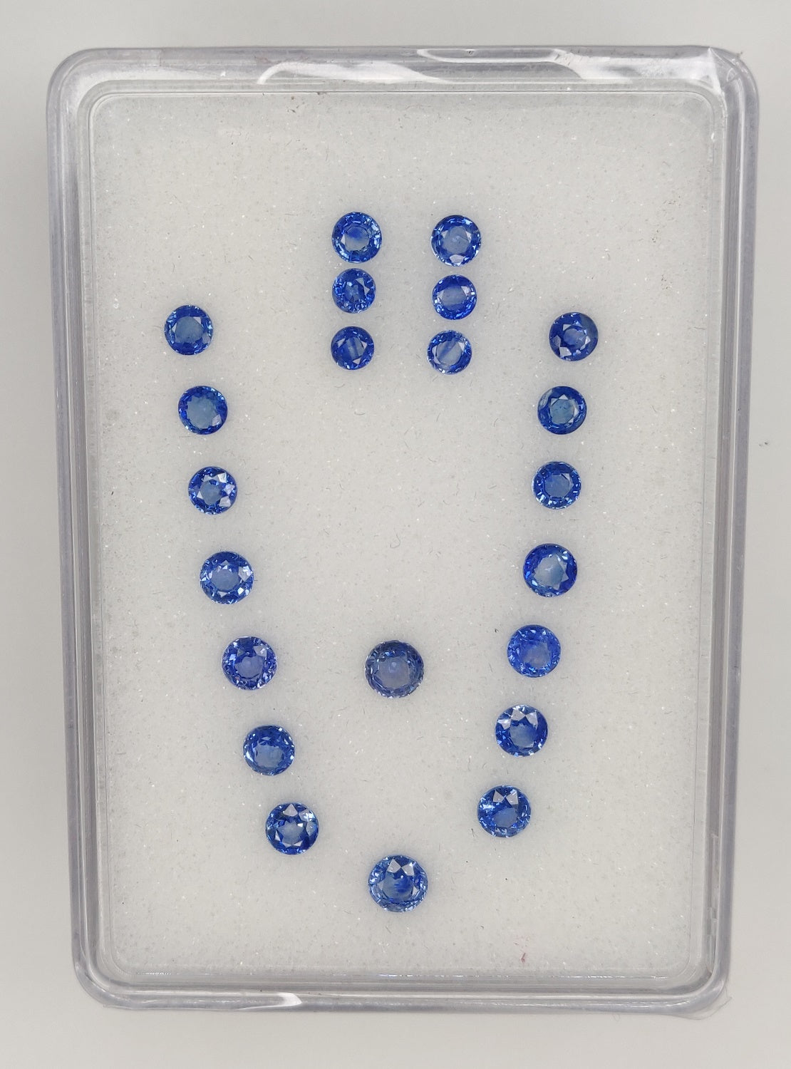 High Quality 100% Natural Blue Sapphire Heated Round Shape Brilliant Cut Loose Stones for Necklace Making