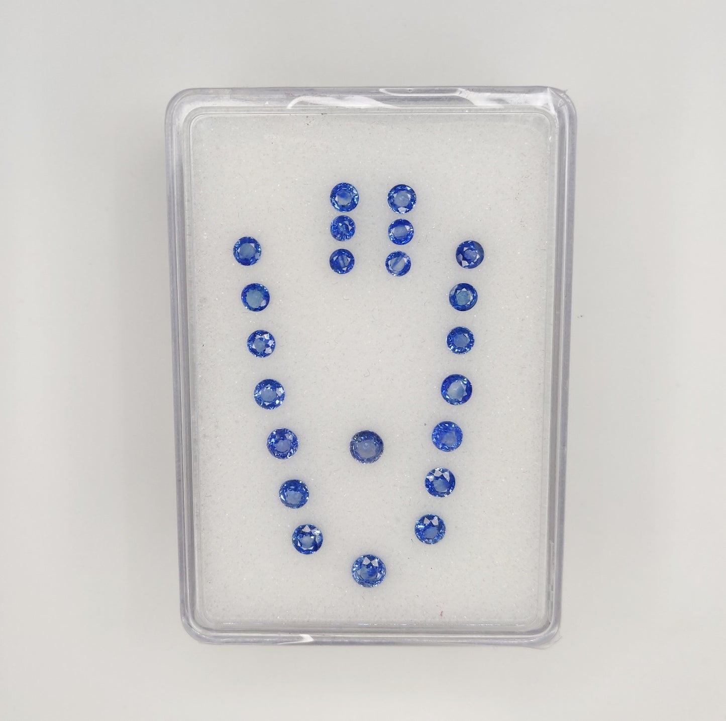 High Quality 100% Natural Blue Sapphire Heated Round Shape Brilliant Cut Loose Stones for Necklace Making