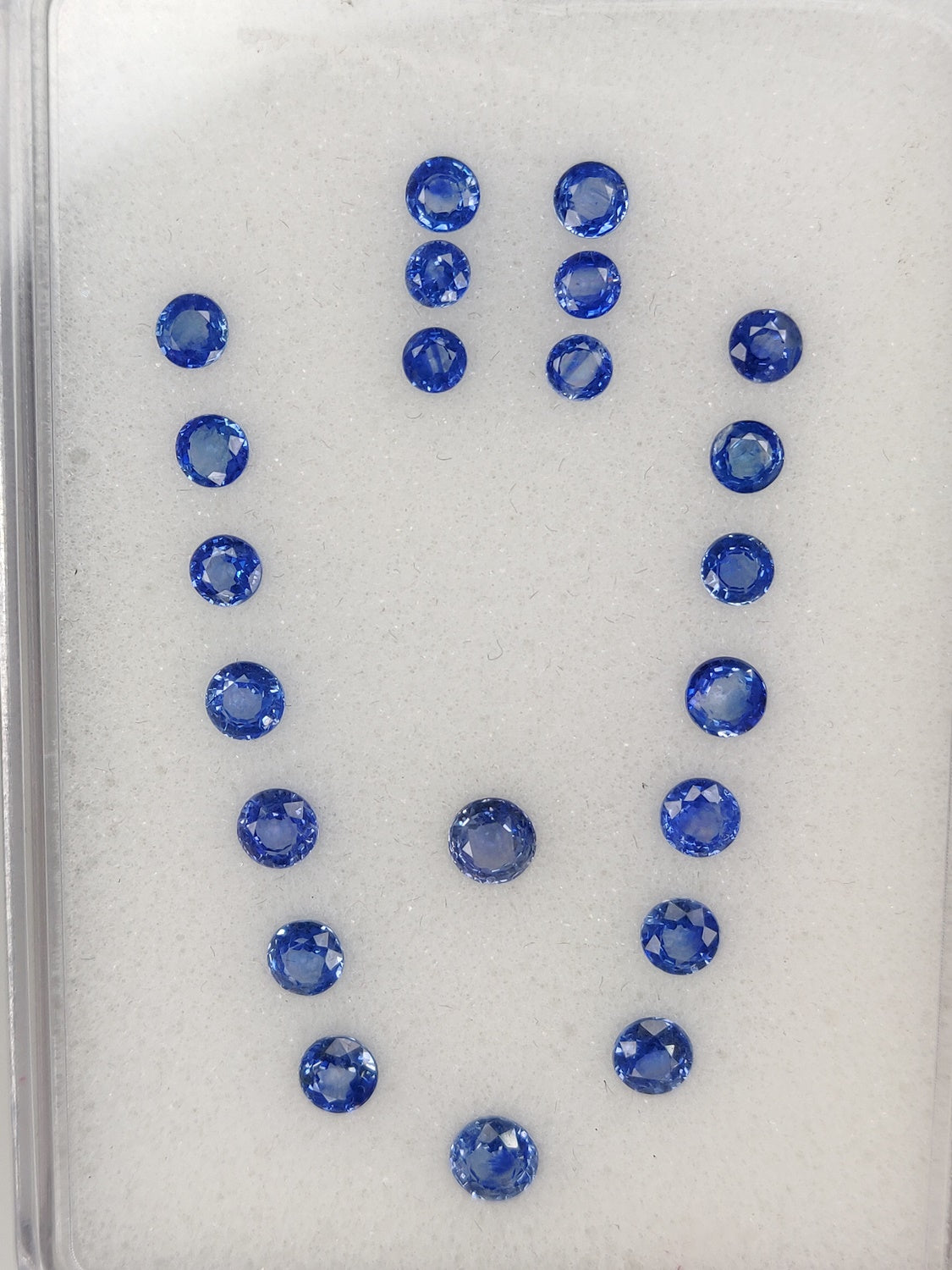 High Quality 100% Natural Blue Sapphire Heated Round Shape Brilliant Cut Loose Stones for Necklace Making