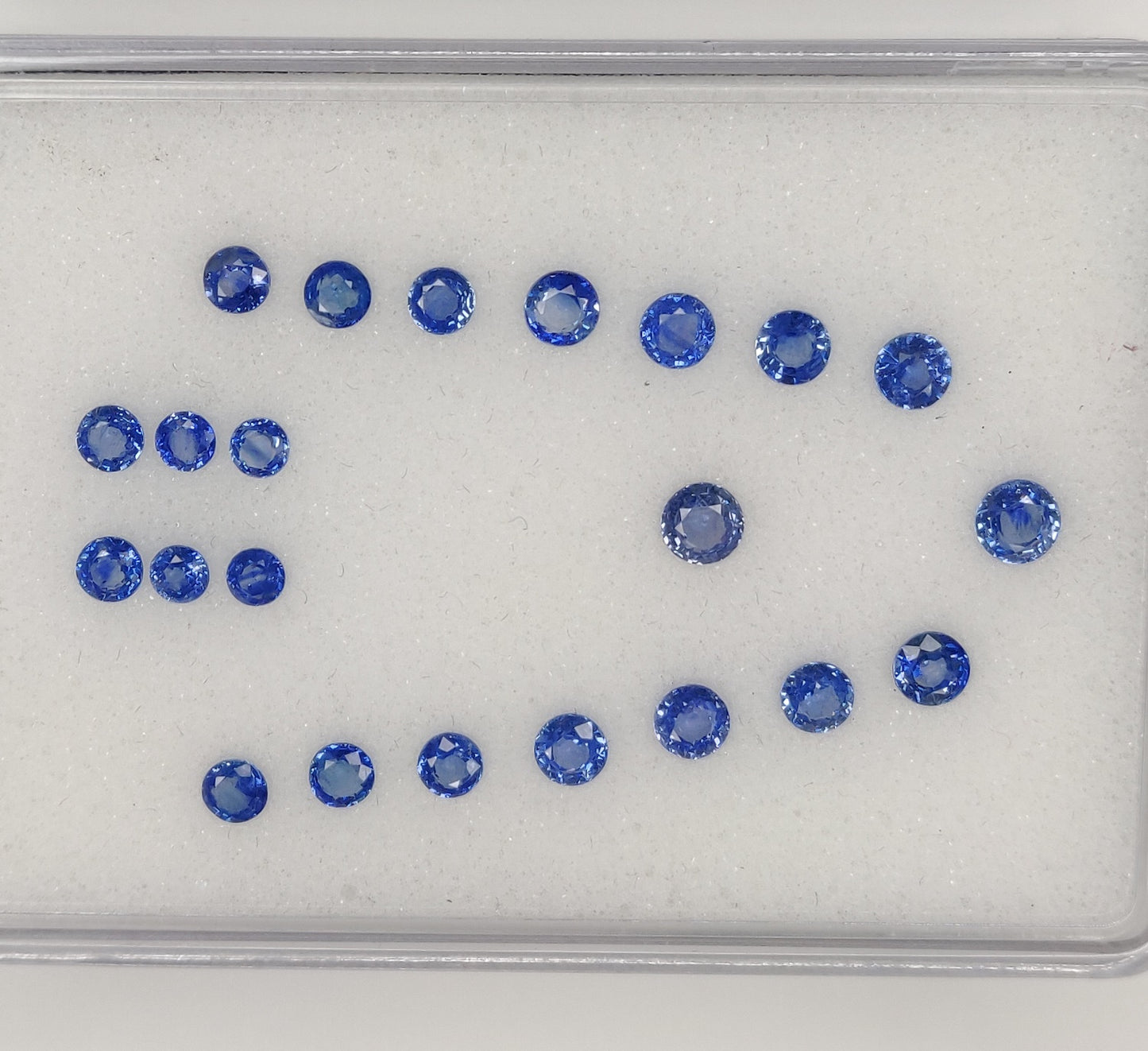 High Quality 100% Natural Blue Sapphire Heated Round Shape Brilliant Cut Loose Stones for Necklace Making