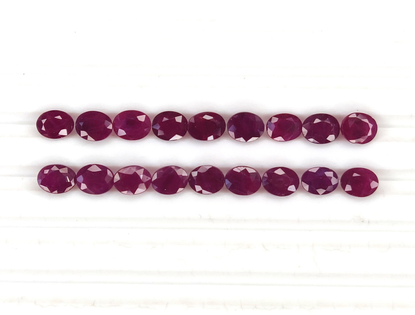 Fine Quality Best Price 3.5x4.5mm Natural Burma Ruby Heated Oval Cut Loose Gemstone Reddish Pink Stones for Bracelet