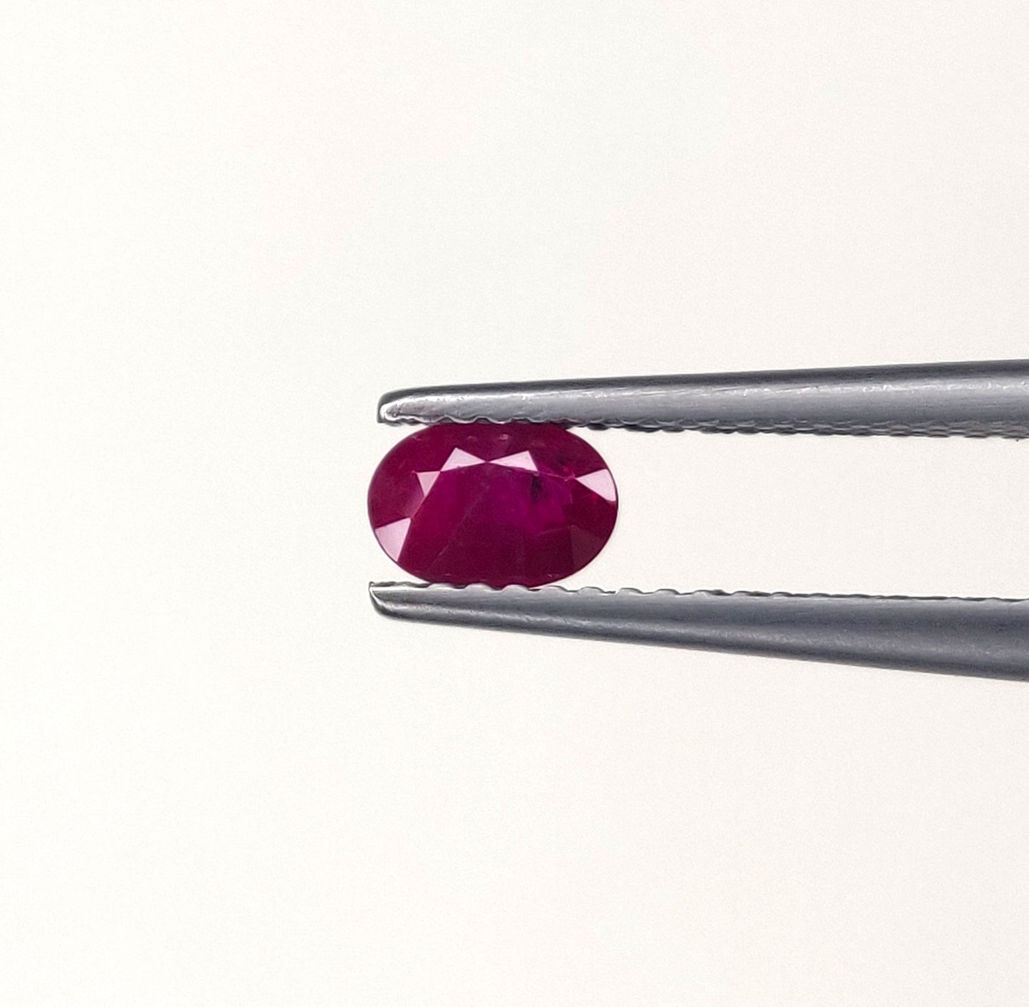 100% Natural Reddish Pink 6x4mm Oval Burma Ruby Heated Loose Gemstone for Jewelry Making