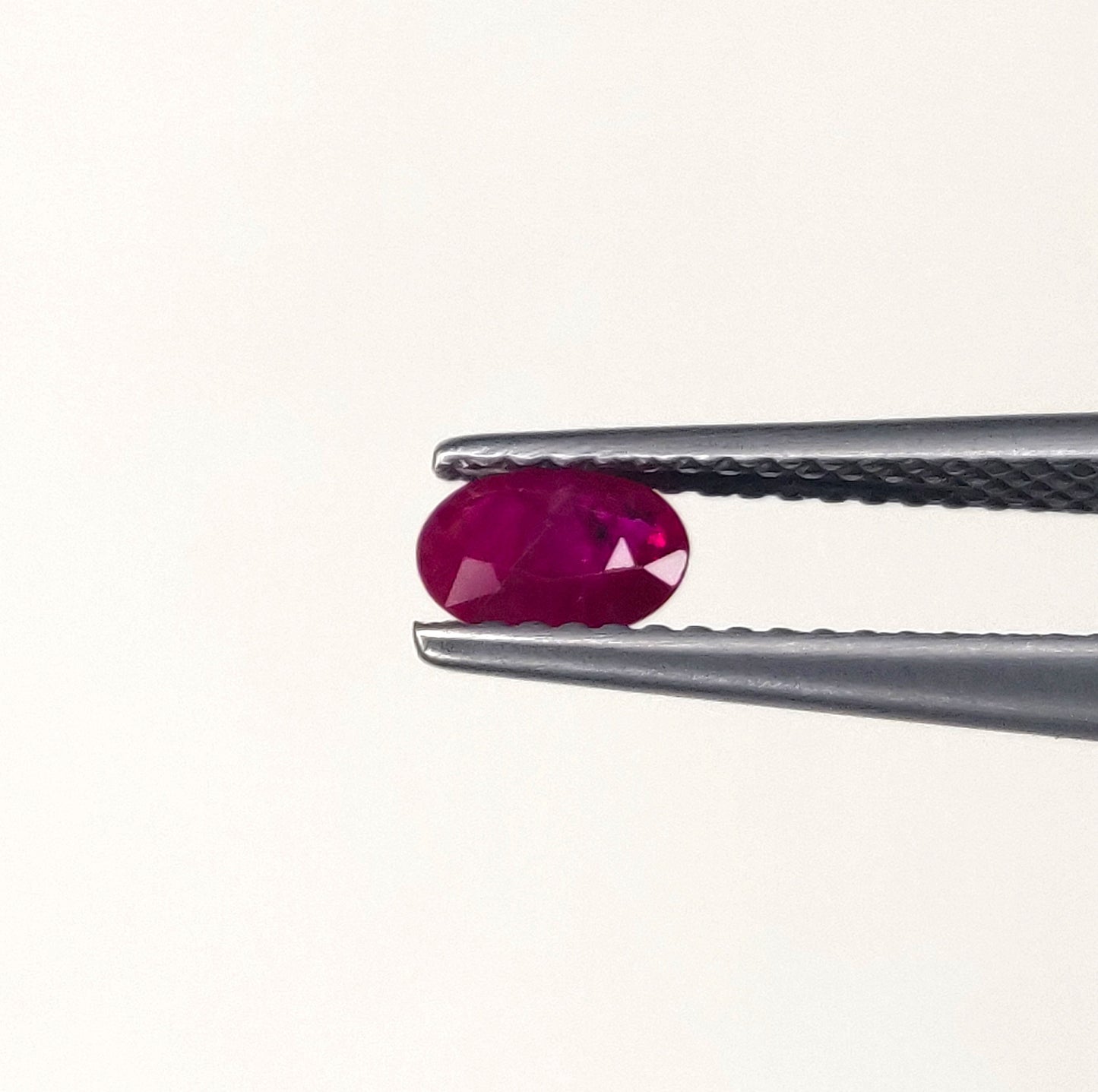 100% Natural Reddish Pink 6x4mm Oval Burma Ruby Heated Loose Gemstone for Jewelry Making
