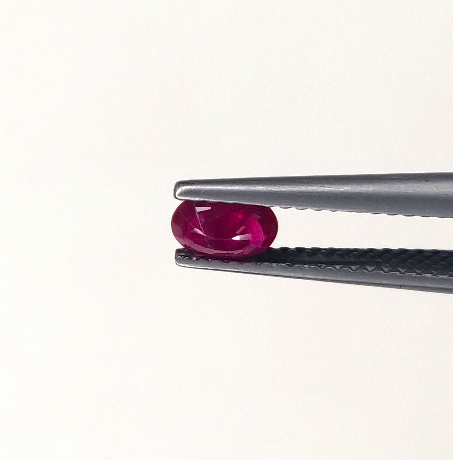 100% Natural Reddish Pink 6x4mm Oval Burma Ruby Heated Loose Gemstone for Jewelry Making