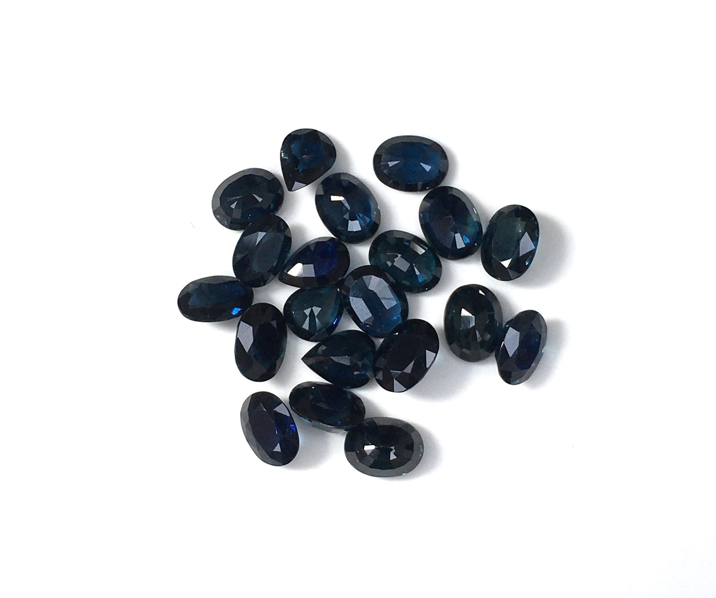 AAA Natural Blue Sapphire Cut Stone Faceted 6x8mm Oval Shape Calibrated Loose Gemstone for Jewelry Making