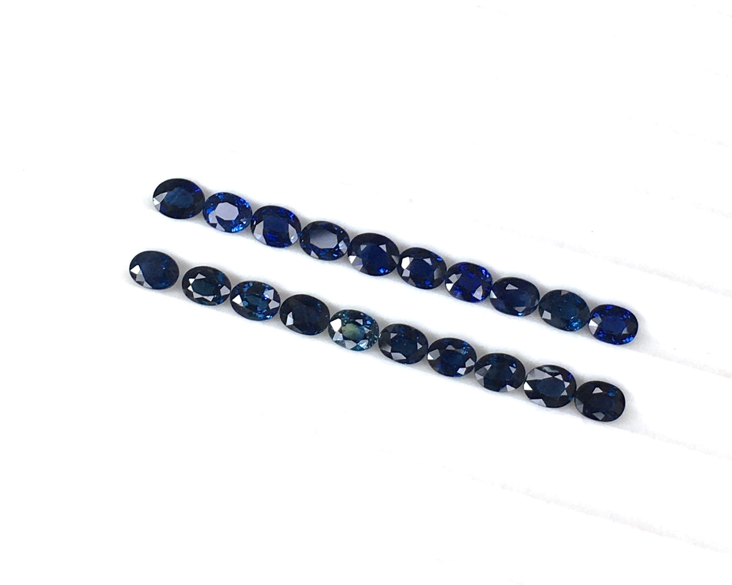 Top Quality 100% Natural Blue Sapphire Calibrated 3x4 mm Size Oval Shape Faceted Cut Gemstone for Jewellery Making