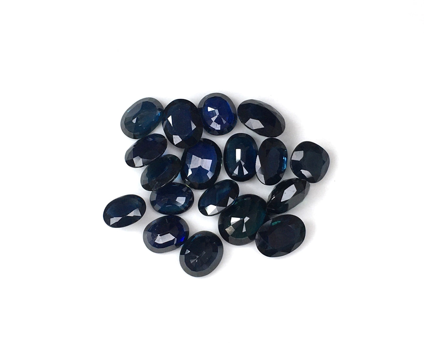 Blue Sapphire Oval Shape Cut 1-2 Carat Size Loose Gemstone Excellent Cut Calibrated loose Gemstone Calibrated Size Stone For Jewelry Making