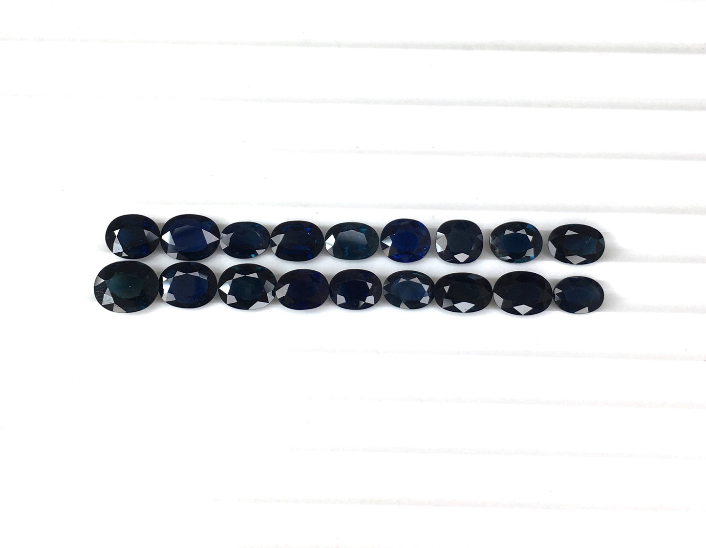 Blue Sapphire Oval Shape Cut 1-2 Carat Size Loose Gemstone Excellent Cut Calibrated loose Gemstone Calibrated Size Stone For Jewelry Making