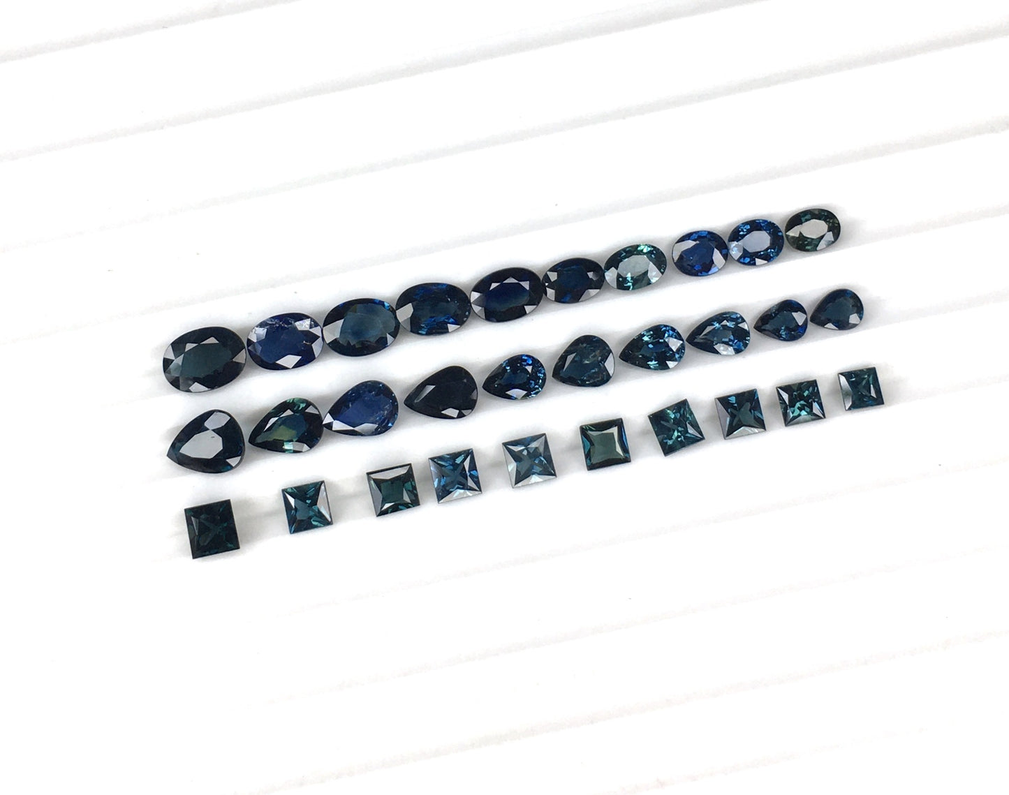 100% Natural Blue Sapphire Pear/Oval/Square Shape 6x8-5x4 mm Sizes Fine Cut Loose Gemstones for Jewellery Setting