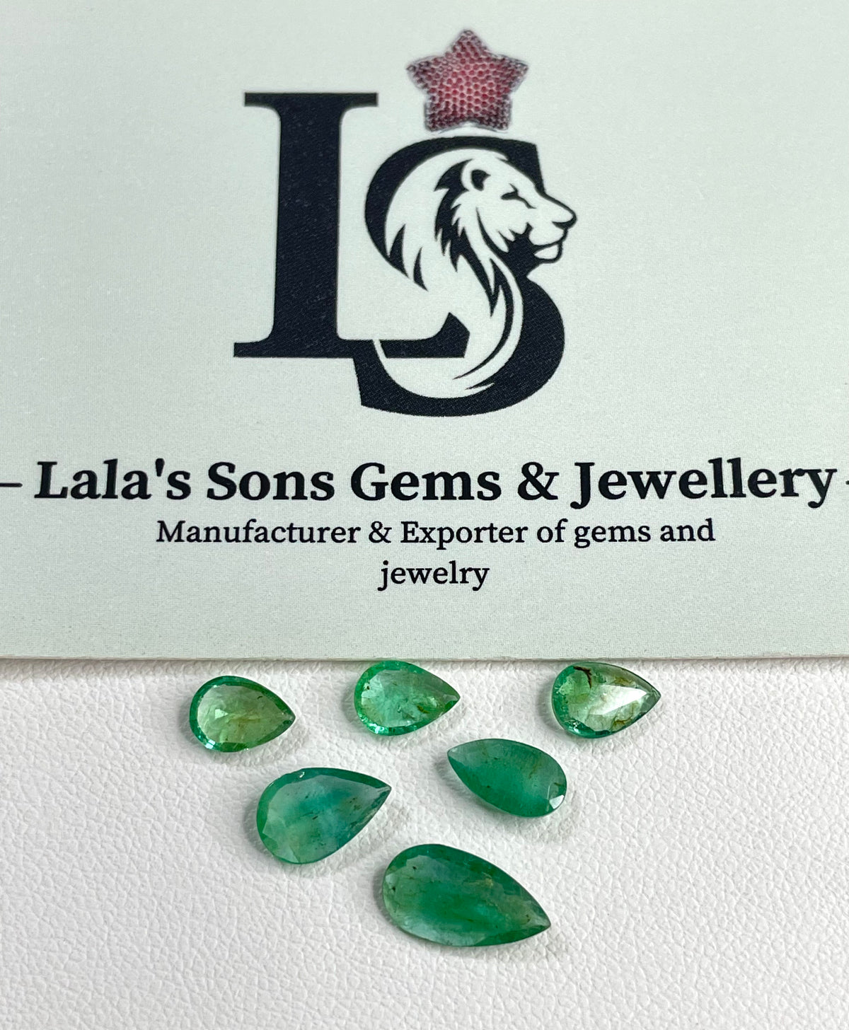 100% Natural Zambian Emerald Pear Cut 6.10 Carat Medium Green Color Loose Gemstones for Making Jewellery