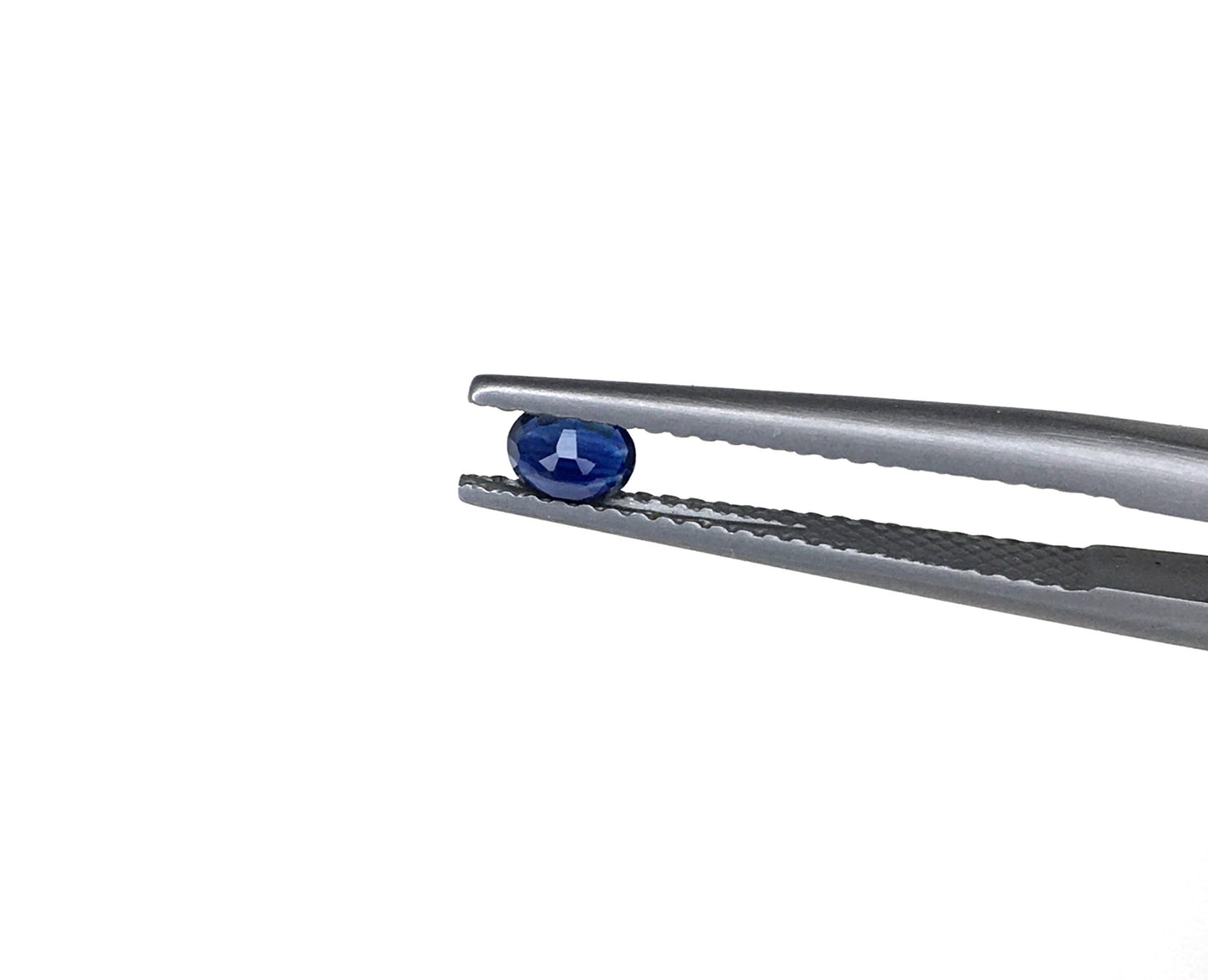 Top Most Quality 4x3 mm Size Blue Sapphire Heated Oval Shape Blue Color Stone September Birthstone Loose Gemstones for Jewellery Making