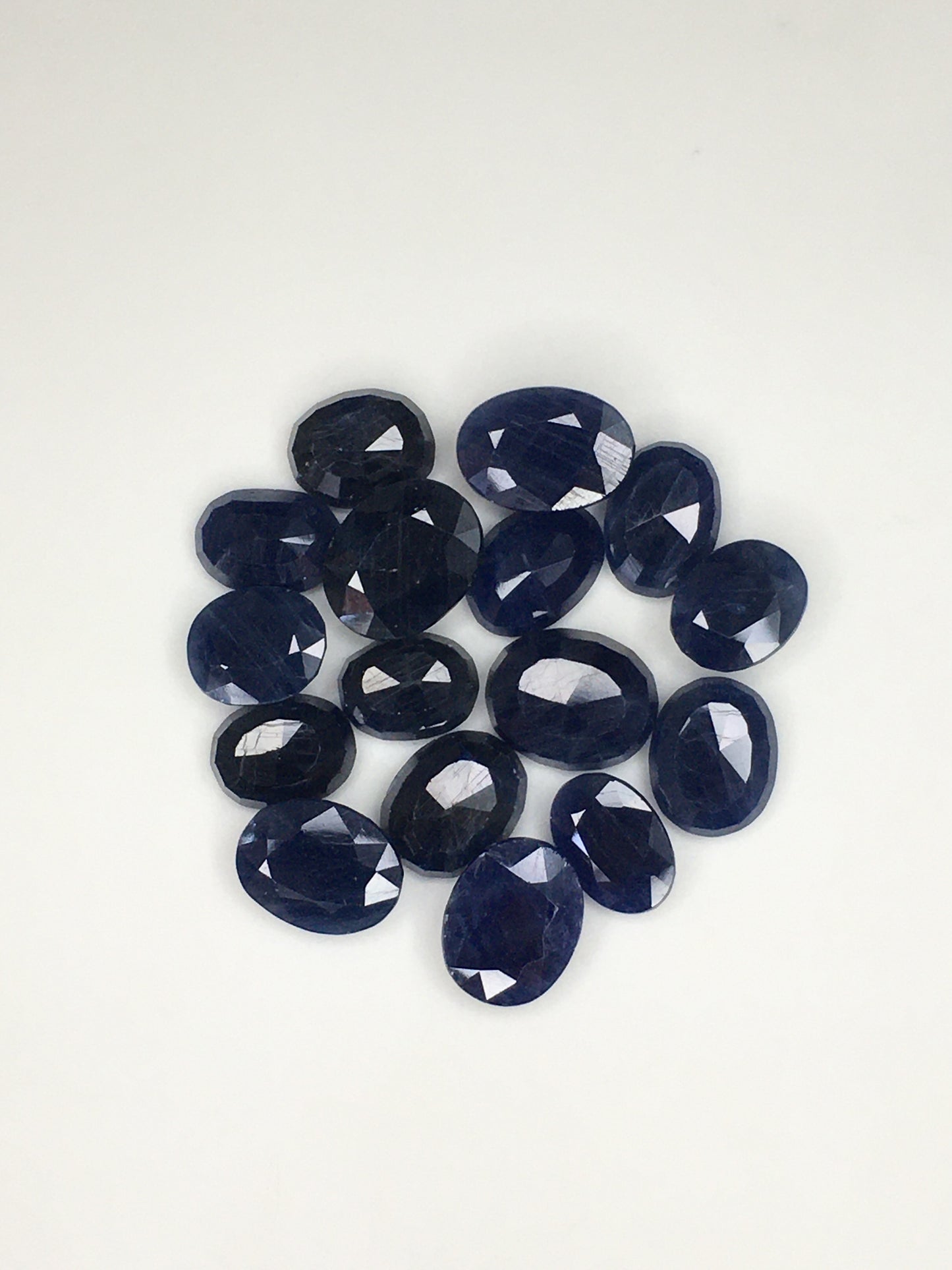 Best Price Natural Blue Sapphire No Heat 3-6 Carat Oval Shape September Birthstone Fine Cut Loose Gemstone for Jewelry Making
