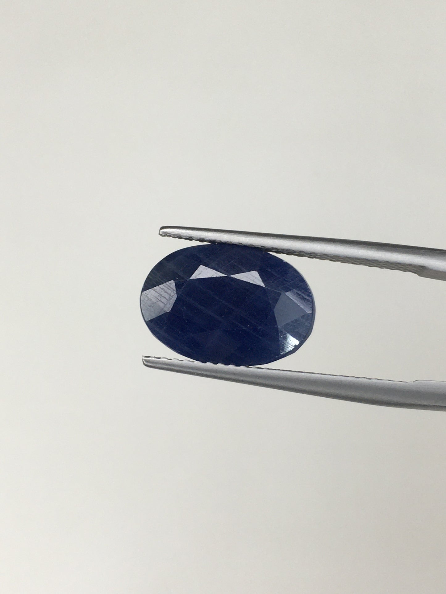Best Price Natural Blue Sapphire No Heat 3-6 Carat Oval Shape September Birthstone Fine Cut Loose Gemstone for Jewelry Making