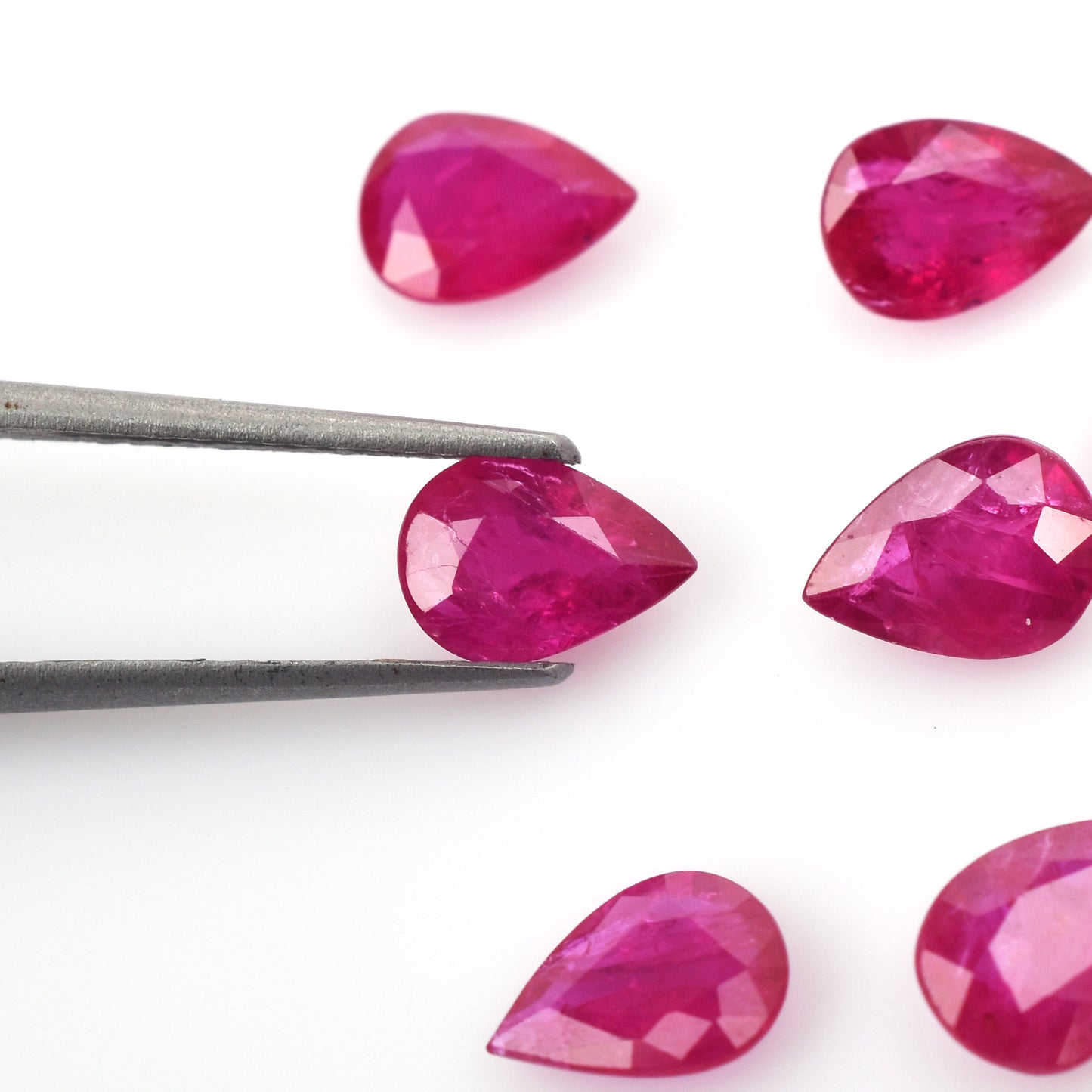 Ruby Mozambique Heat 0.71 Carat Pear Shape 5x7mm Fine Quality Ruby Loose Gemstone for Making Ring Pendant Jewelry