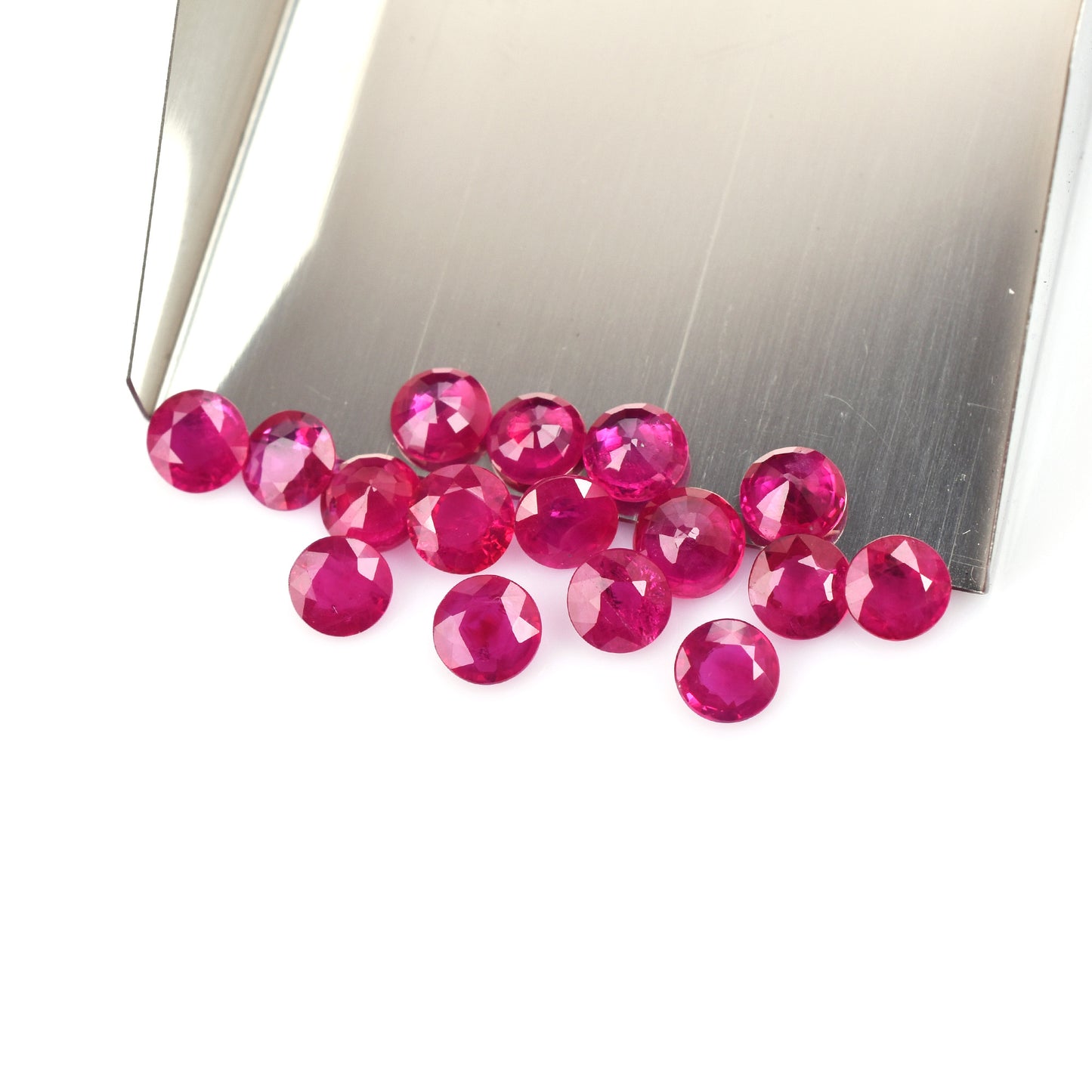 0.58 Carat Natural Burma Ruby Heated 5x5mm Reddish Pink Color Round Cut Loose Gemstones for Making Jewellery