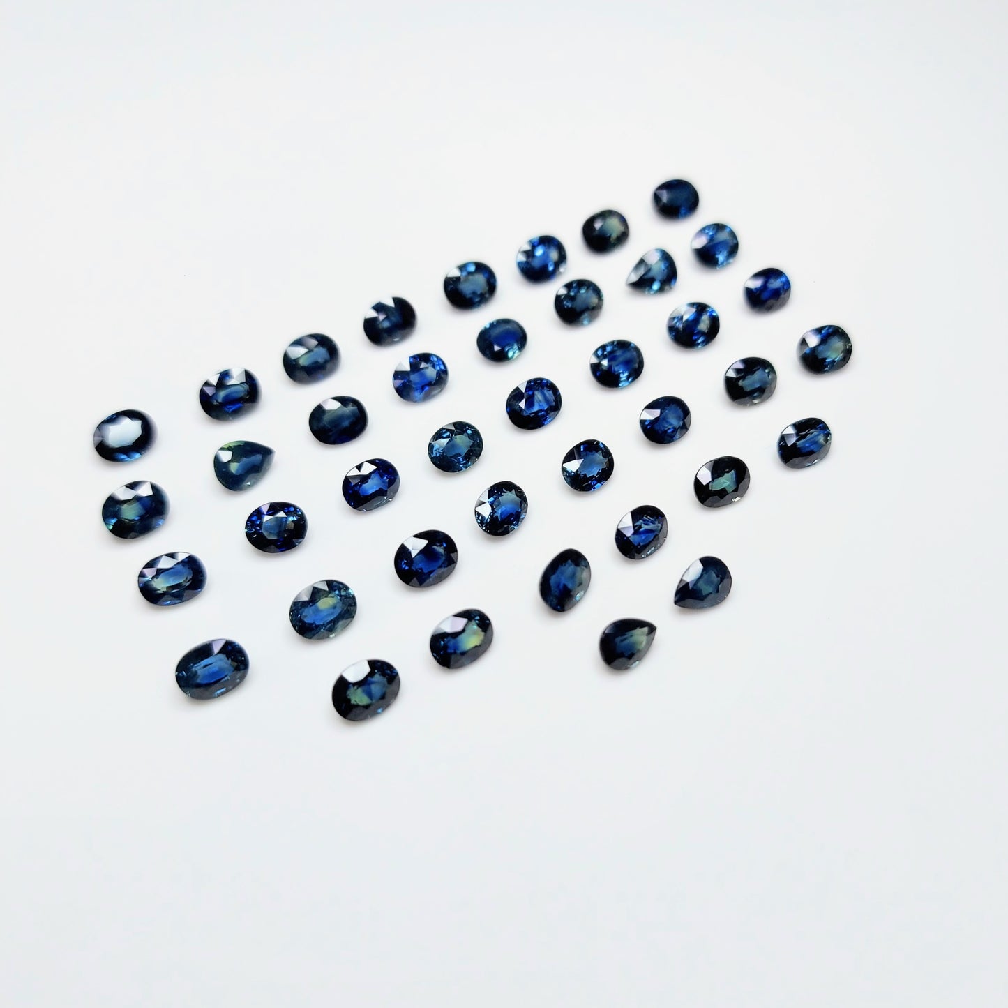 AAA 6x4 Mm Natural Blue Sapphire Cut Stone/Blue Sapphire Faceted Cut Stone/Blue Sapphire Gemstone/Oval Shape/Loose Gemstone