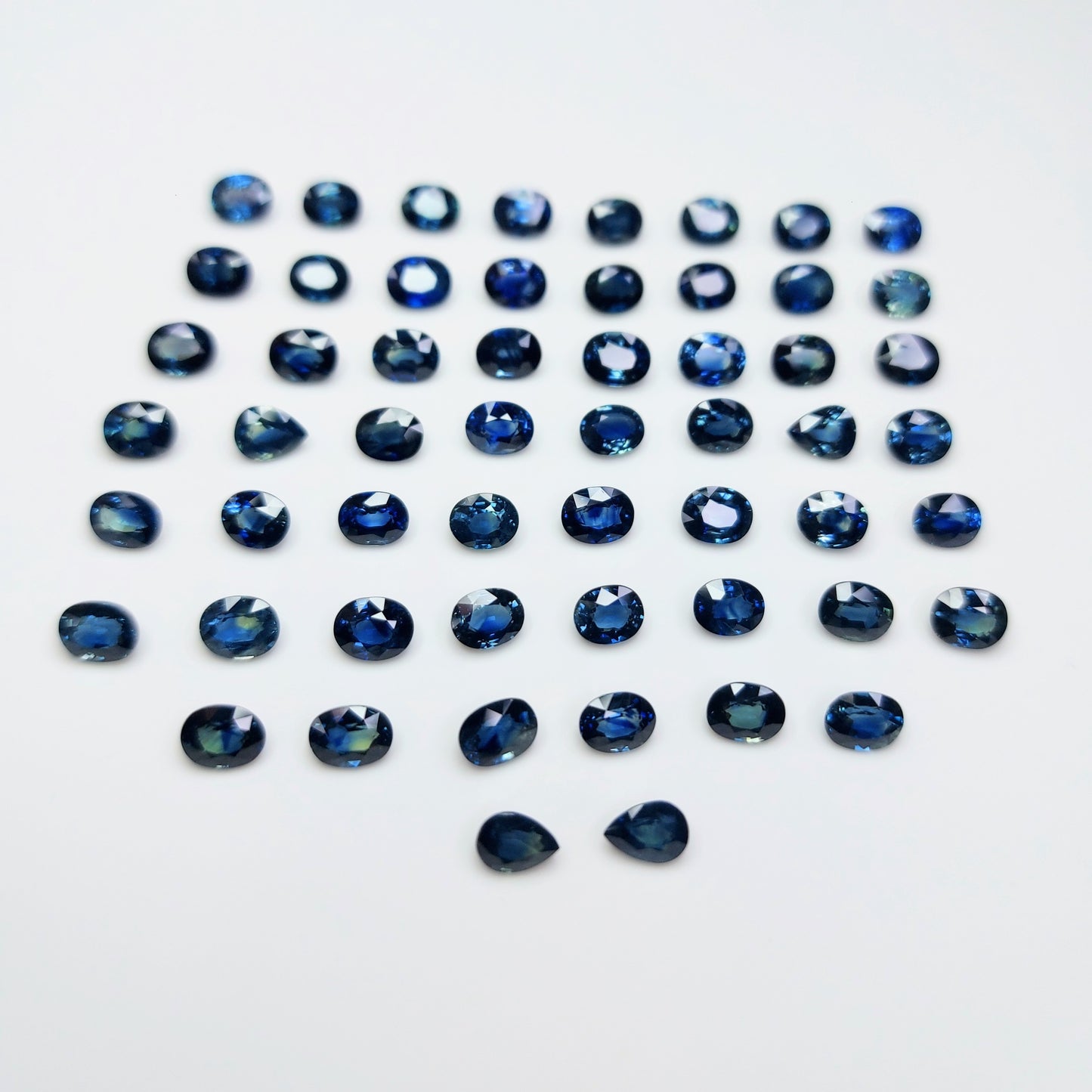 AAA 6x4 Mm Natural Blue Sapphire Cut Stone/Blue Sapphire Faceted Cut Stone/Blue Sapphire Gemstone/Oval Shape/Loose Gemstone