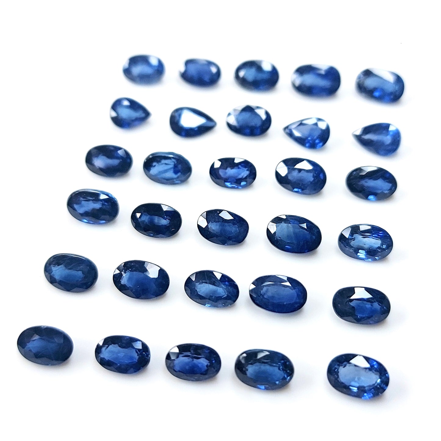 Royal Blue Sapphire Loose Stone, Faceted Oval Shape faceted Cut Stone 6x4mm Size Lab Created Gemstone Loose Stone For Making Jewelry