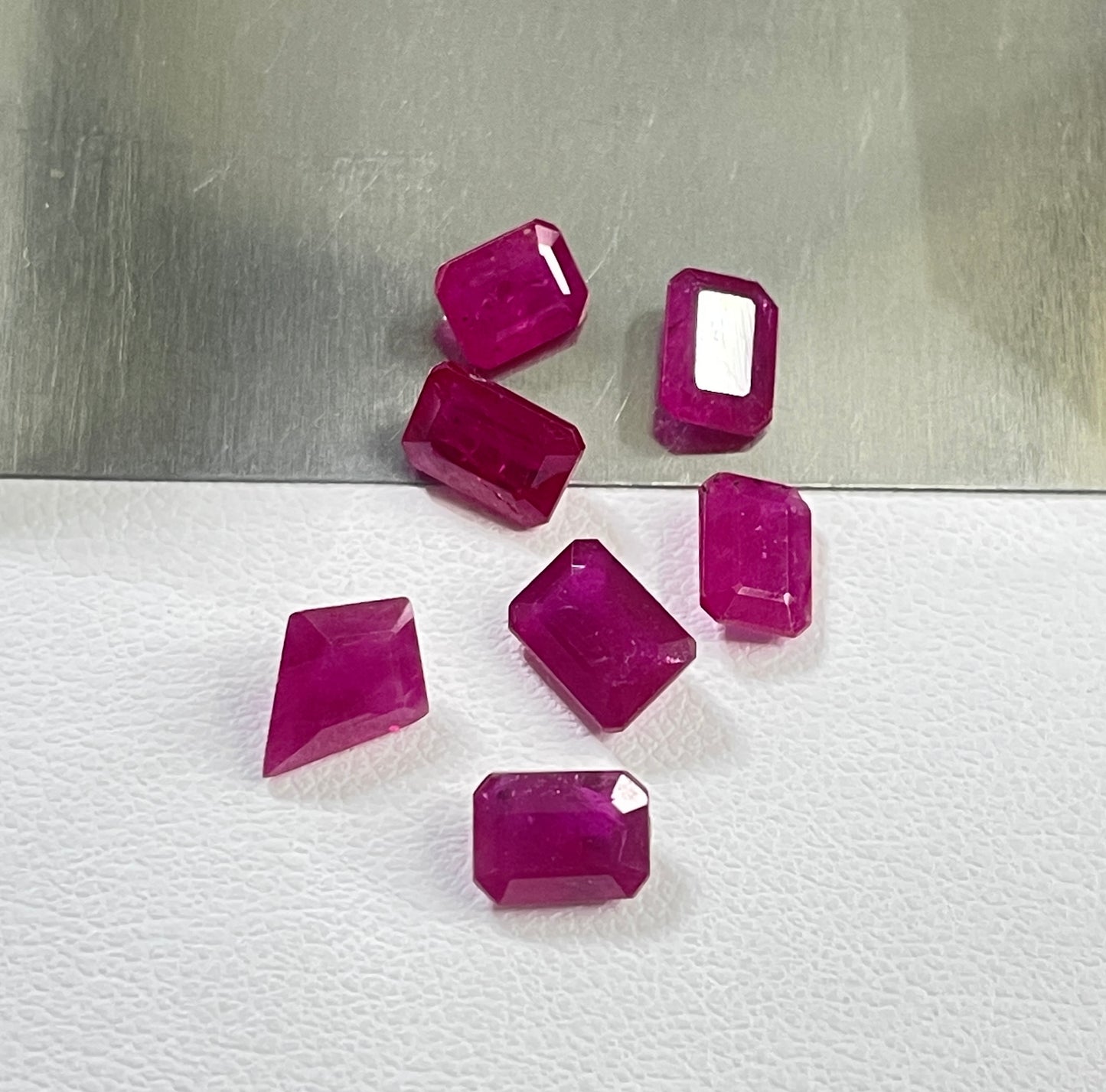 Fine Quality Natural Ruby Mozambique Heated 5x7mm Mix Shape Reddish Pink Color Loose Gemstone for Jewelry Making at Best Price