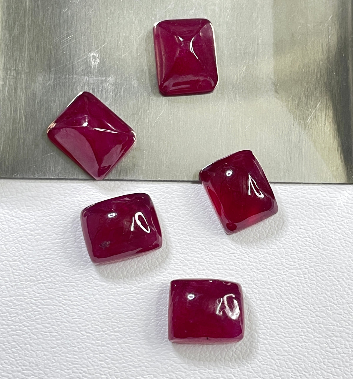 High-Quality Natural African Ruby Heat-Treated Reddish Pink Color 9x11mm Cushion Cut Loose Cabochon for Making Jewellery
