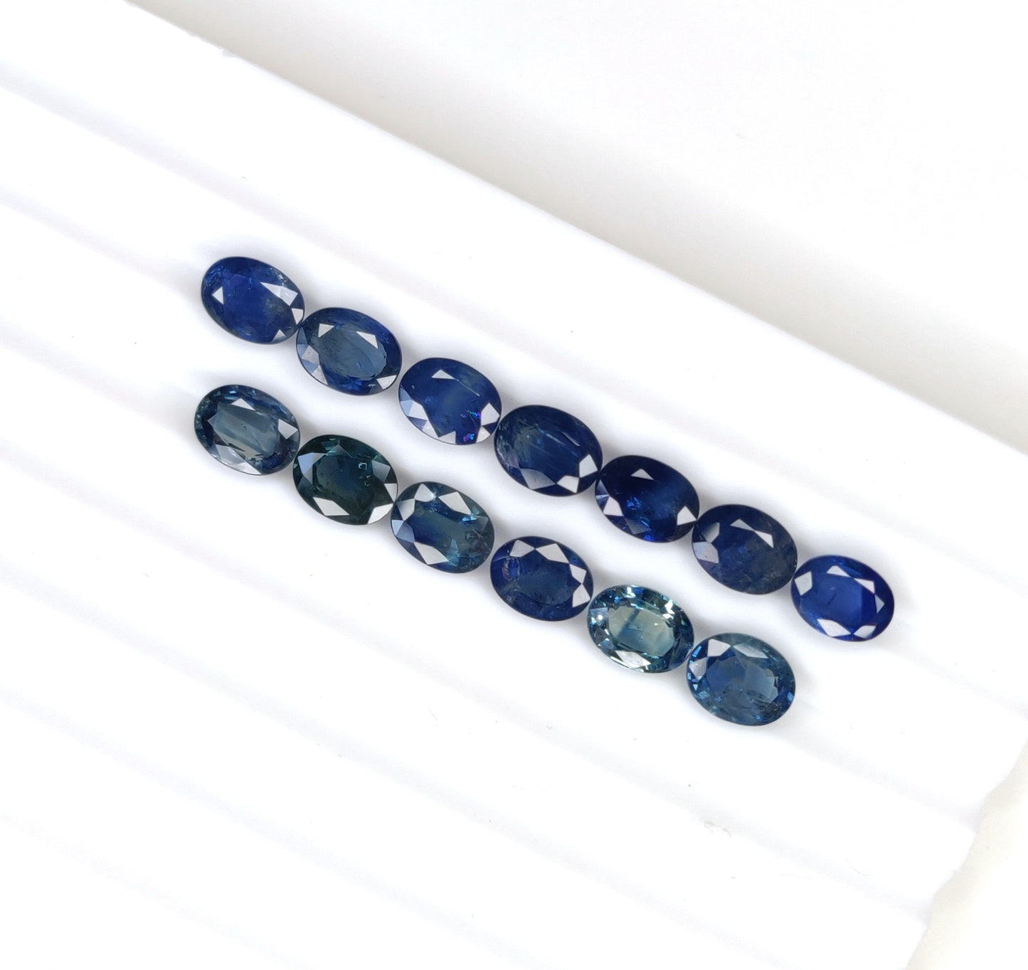 Rare Natural AAA+ Flawless Royal Blue Sapphire Oval Shape 6x8mm Cut Loose Gemstone Top Quality Gemstone/Ring &amp; Jewelry Making Gemstone