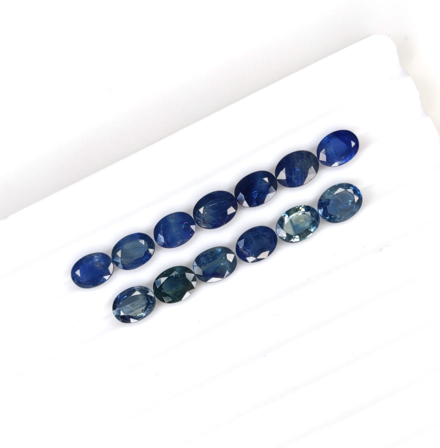 Rare Natural AAA+ Flawless Royal Blue Sapphire Oval Shape 6x8mm Cut Loose Gemstone Top Quality Gemstone/Ring &amp; Jewelry Making Gemstone