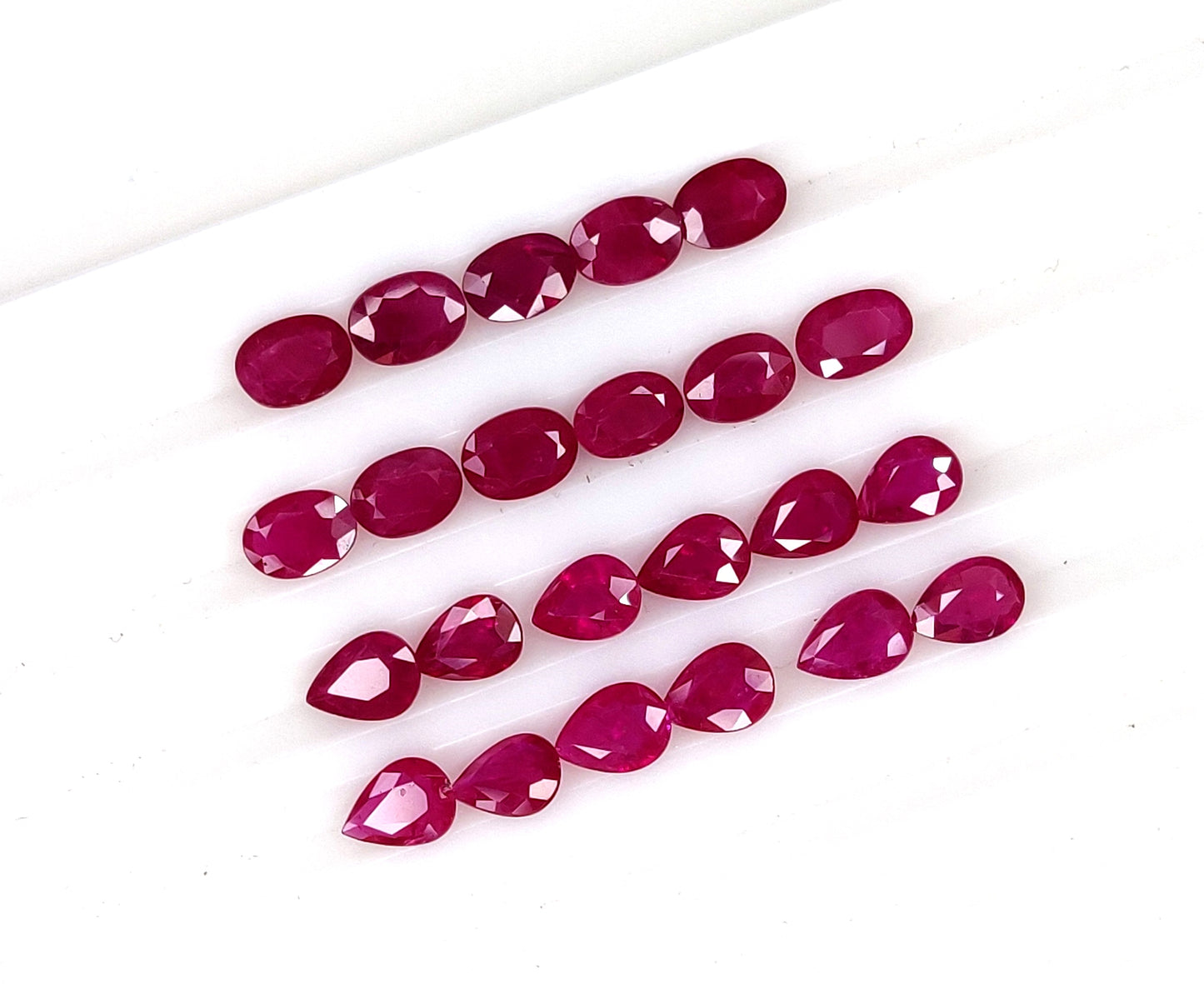100% Natural Mozambique Ruby Heated Oval and Pear Cut 5x7 mm Reddish Pink Color Fine Cut Loose Gemstones for Bracelet Making