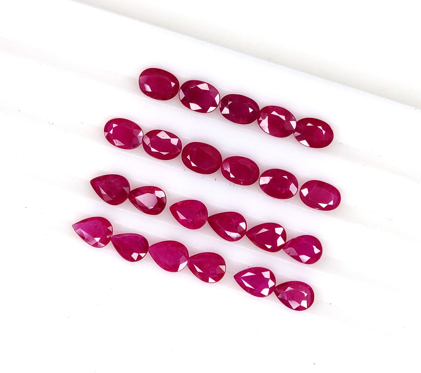 100% Natural Mozambique Ruby Heated Oval and Pear Cut 5x7 mm Reddish Pink Color Fine Cut Loose Gemstones for Bracelet Making